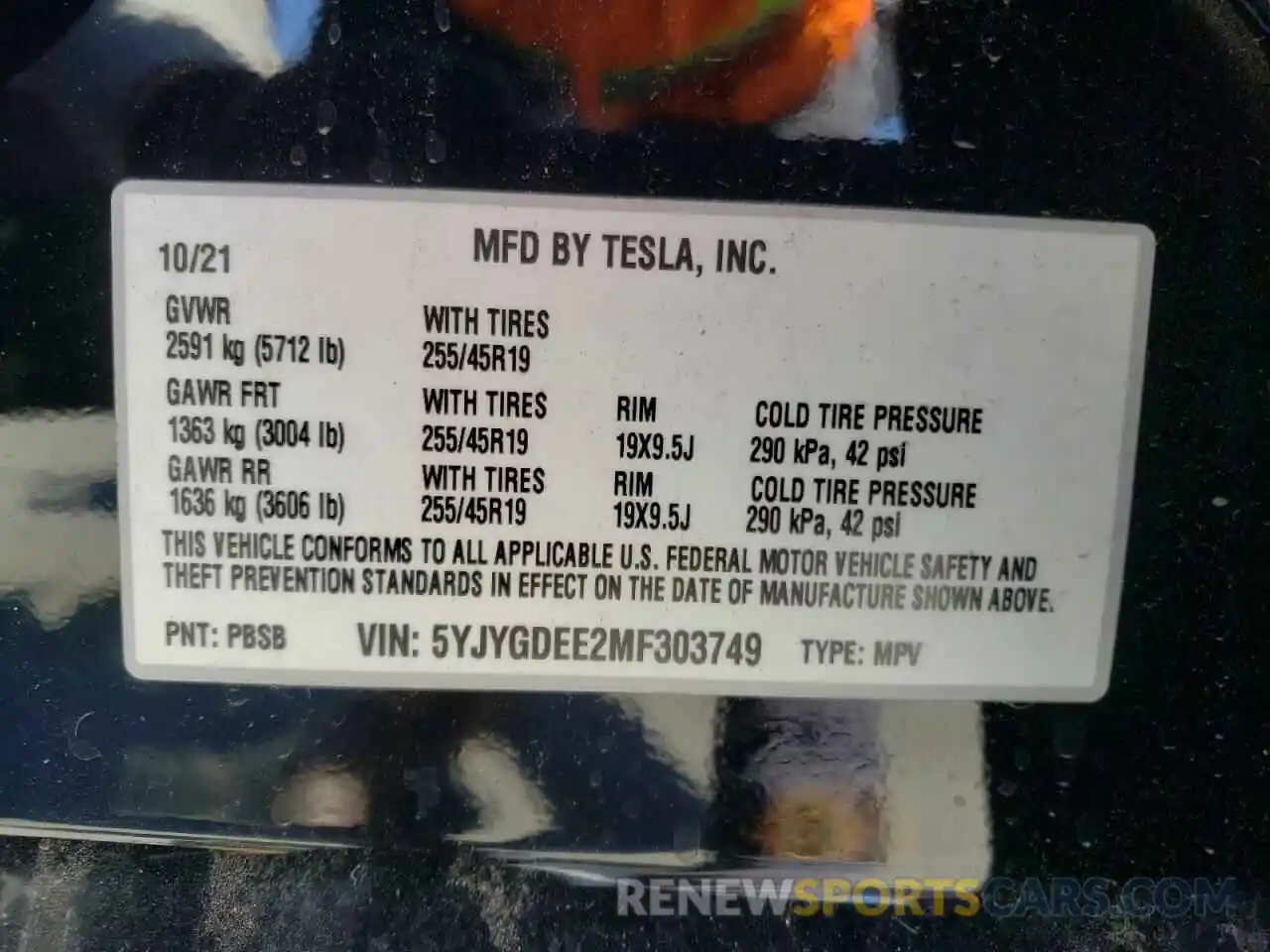 10 Photograph of a damaged car 5YJYGDEE2MF303749 TESLA MODEL Y 2021