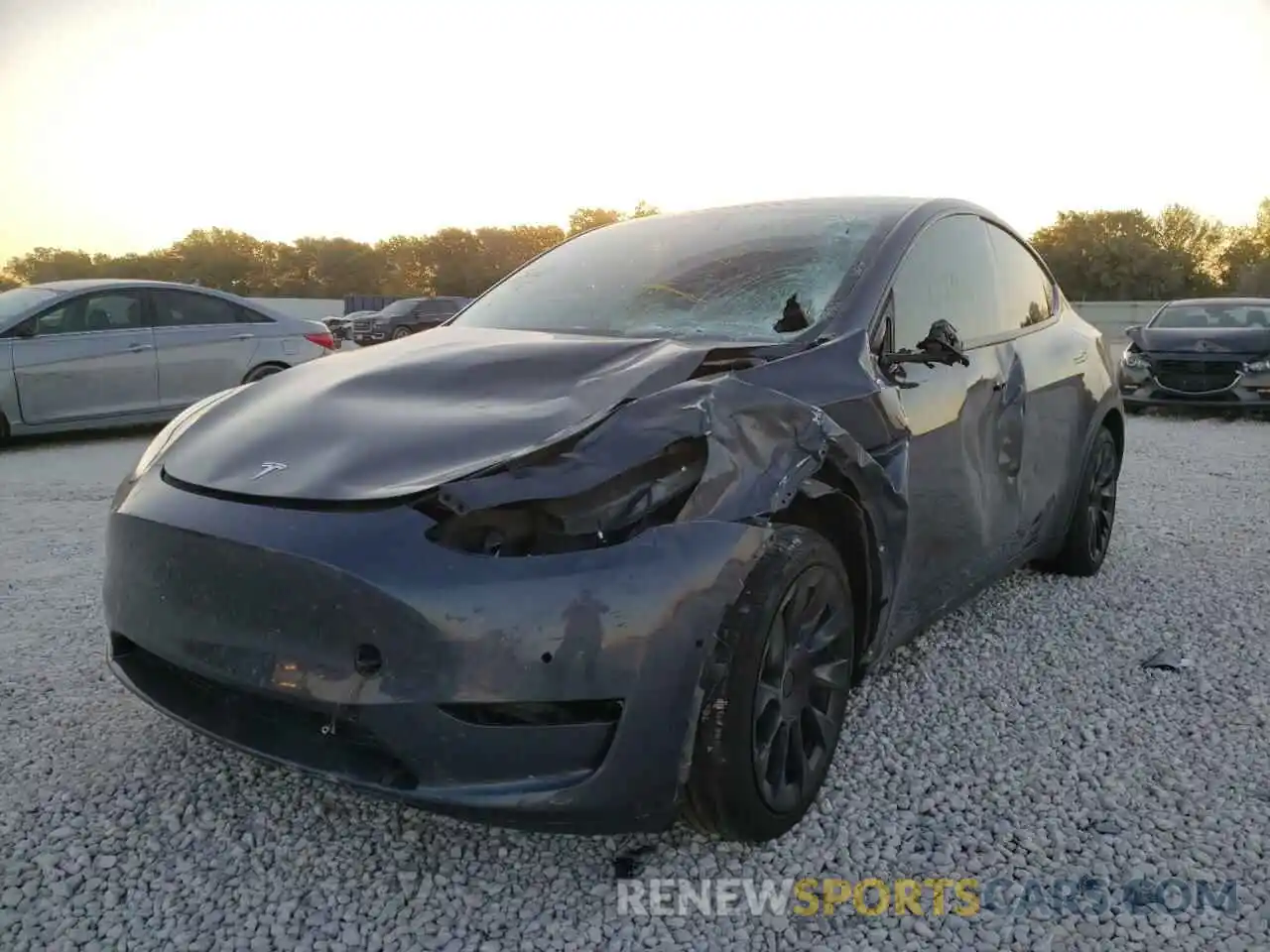 2 Photograph of a damaged car 5YJYGDEE3MF064759 TESLA MODEL Y 2021