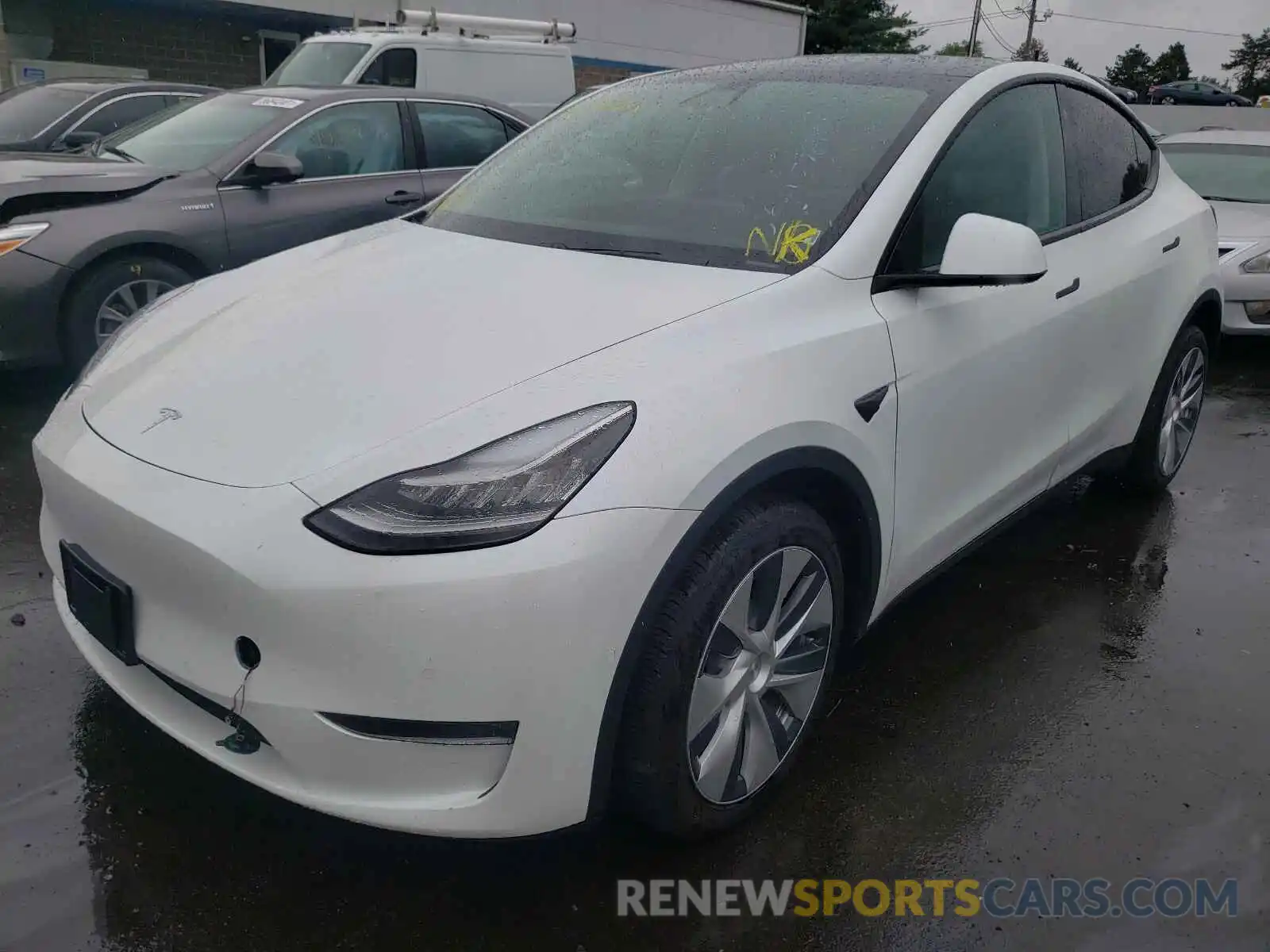 2 Photograph of a damaged car 5YJYGDEE3MF065569 TESLA MODEL Y 2021