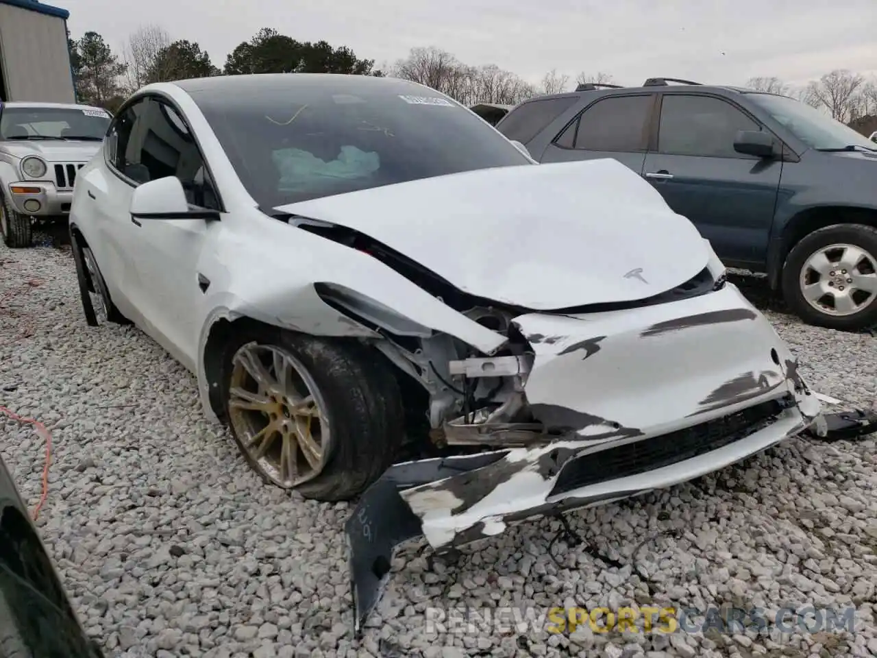 1 Photograph of a damaged car 5YJYGDEE3MF066298 TESLA MODEL Y 2021