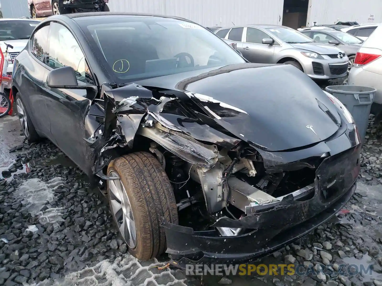 1 Photograph of a damaged car 5YJYGDEE3MF071288 TESLA MODEL Y 2021