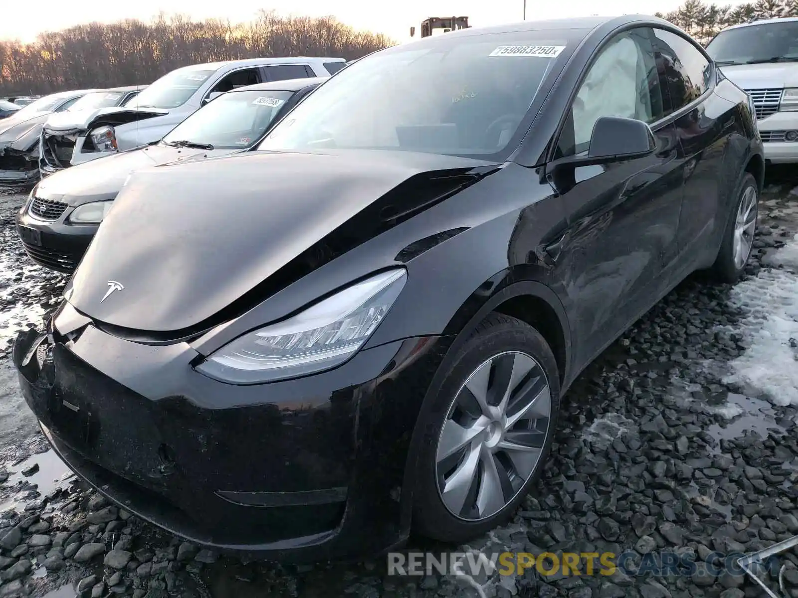 2 Photograph of a damaged car 5YJYGDEE3MF071288 TESLA MODEL Y 2021