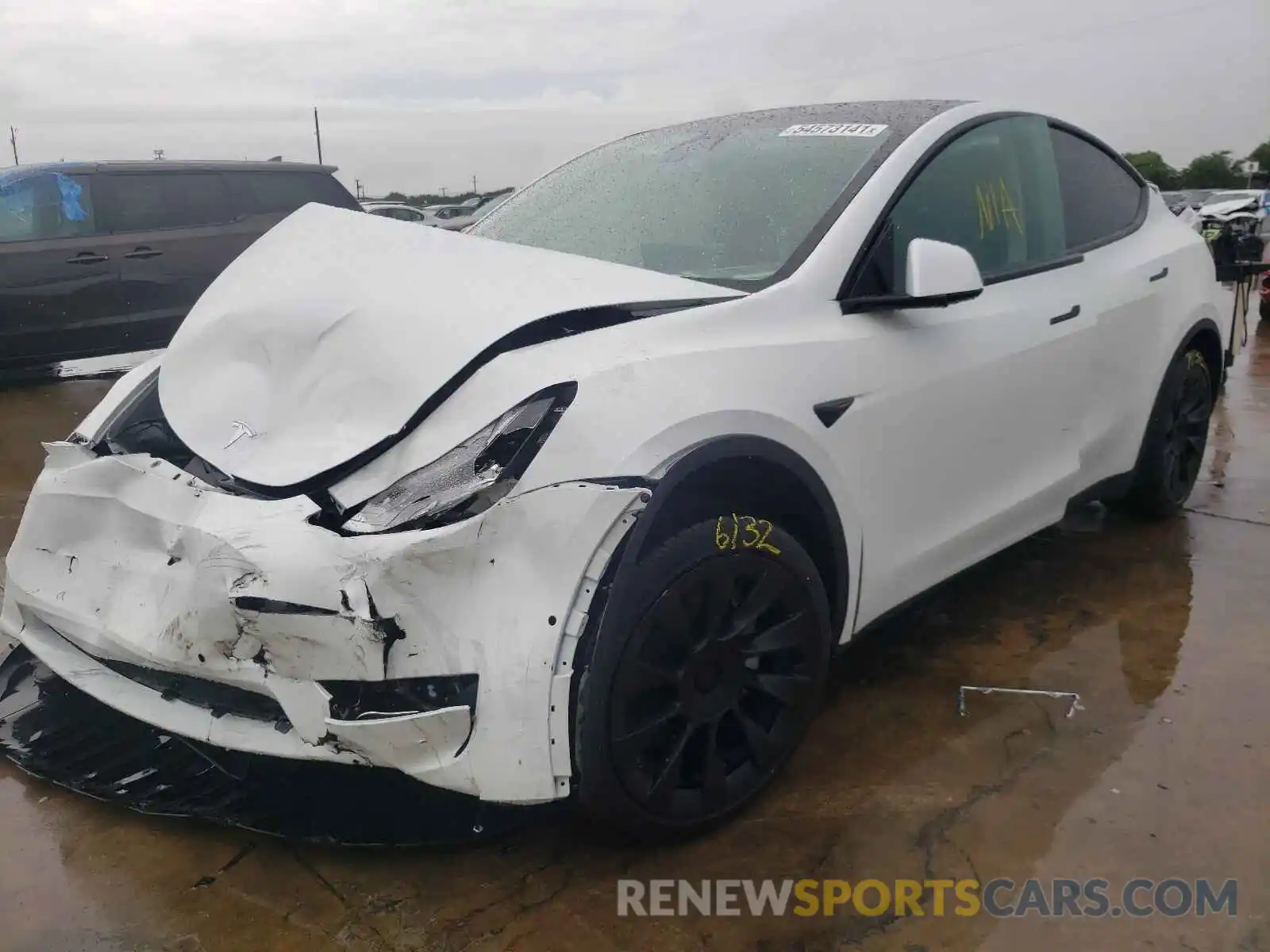 2 Photograph of a damaged car 5YJYGDEE3MF074739 TESLA MODEL Y 2021