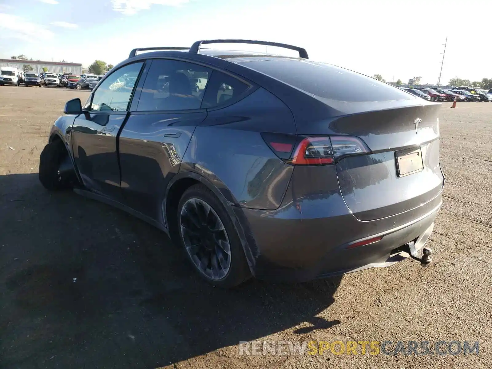 3 Photograph of a damaged car 5YJYGDEE3MF076720 TESLA MODEL Y 2021