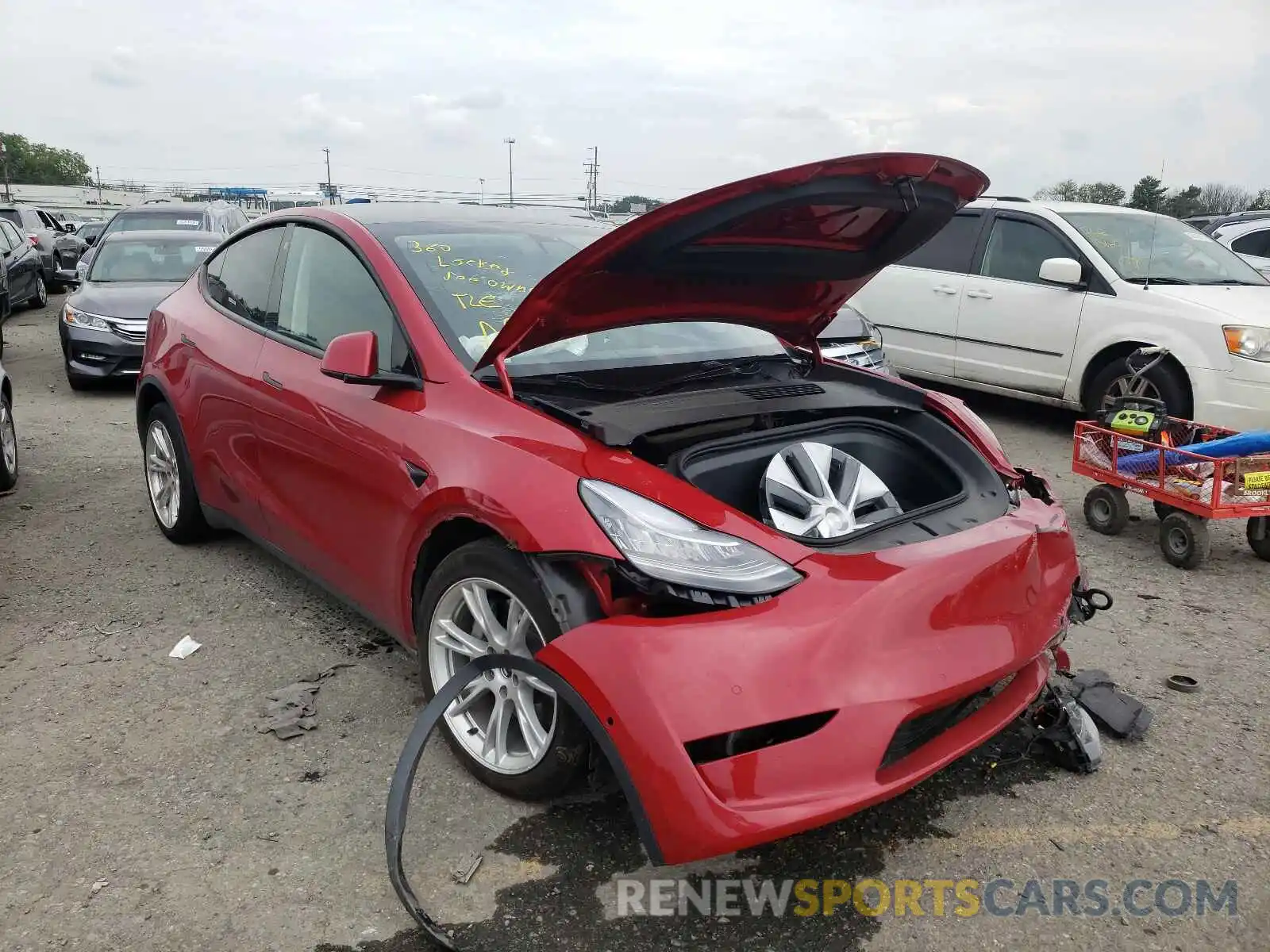 1 Photograph of a damaged car 5YJYGDEE3MF079942 TESLA MODEL Y 2021