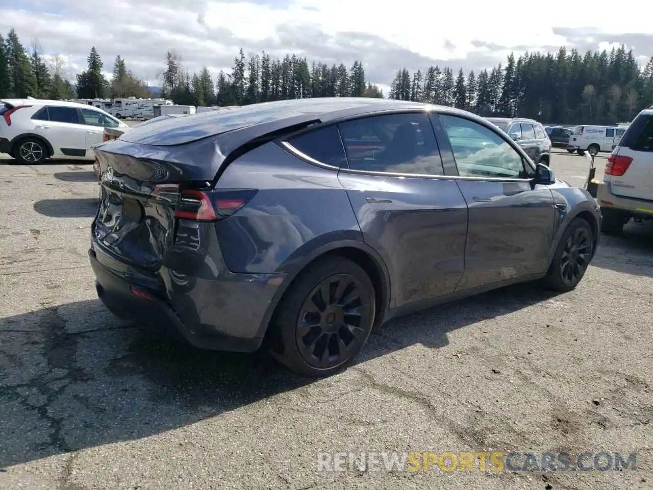 3 Photograph of a damaged car 5YJYGDEE3MF084123 TESLA MODEL Y 2021