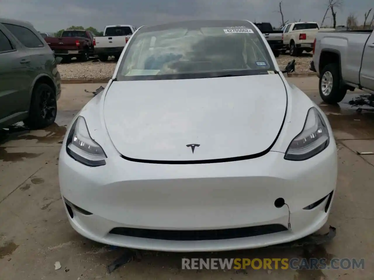 9 Photograph of a damaged car 5YJYGDEE3MF086504 TESLA MODEL Y 2021