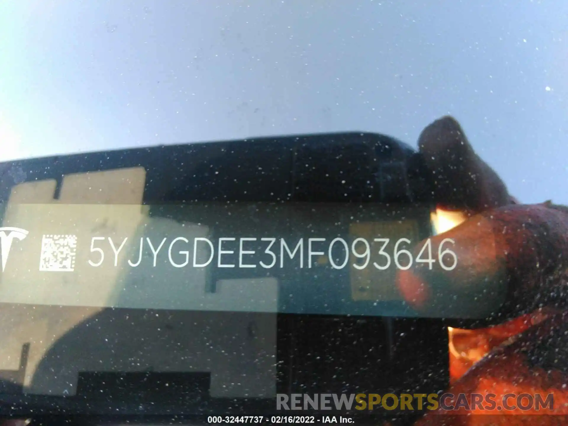 9 Photograph of a damaged car 5YJYGDEE3MF093646 TESLA MODEL Y 2021