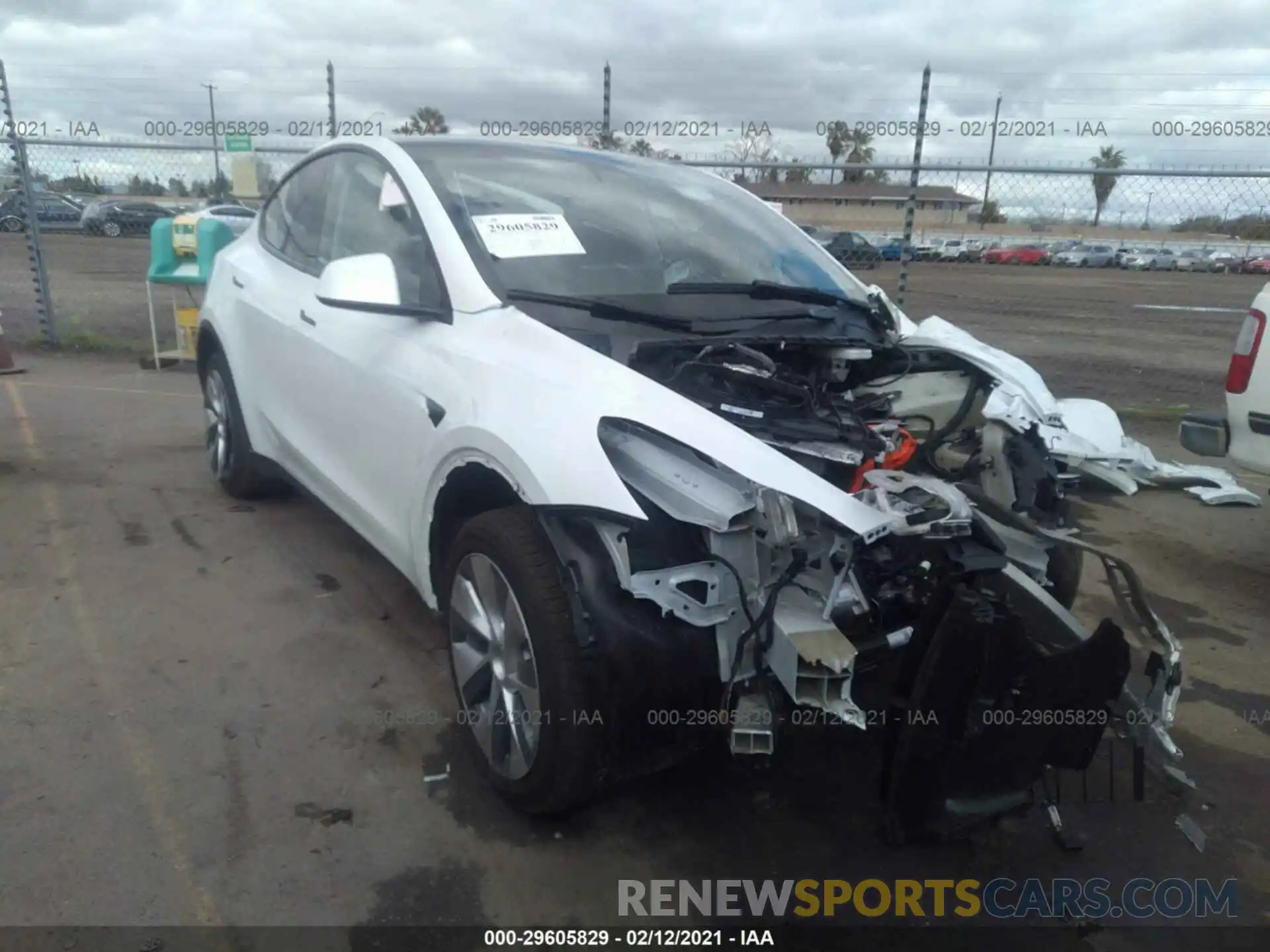 1 Photograph of a damaged car 5YJYGDEE3MF096725 TESLA MODEL Y 2021