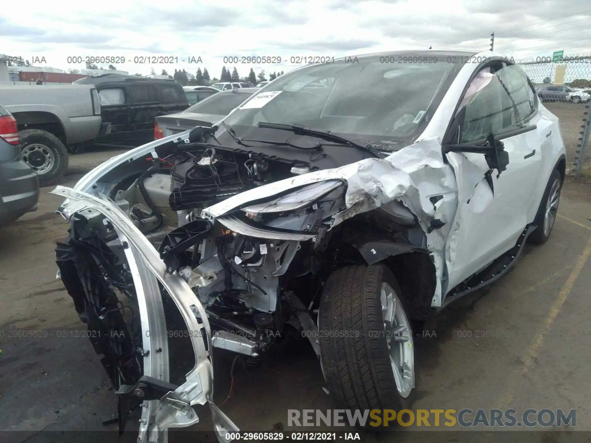 2 Photograph of a damaged car 5YJYGDEE3MF096725 TESLA MODEL Y 2021