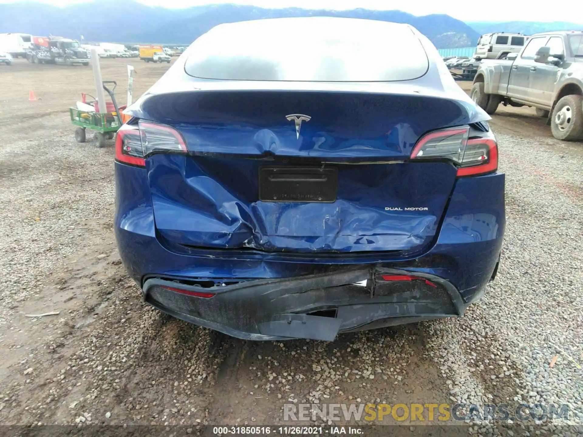 6 Photograph of a damaged car 5YJYGDEE3MF096787 TESLA MODEL Y 2021