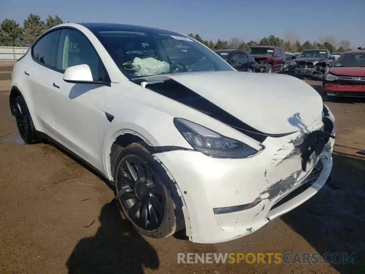 1 Photograph of a damaged car 5YJYGDEE3MF100286 TESLA MODEL Y 2021