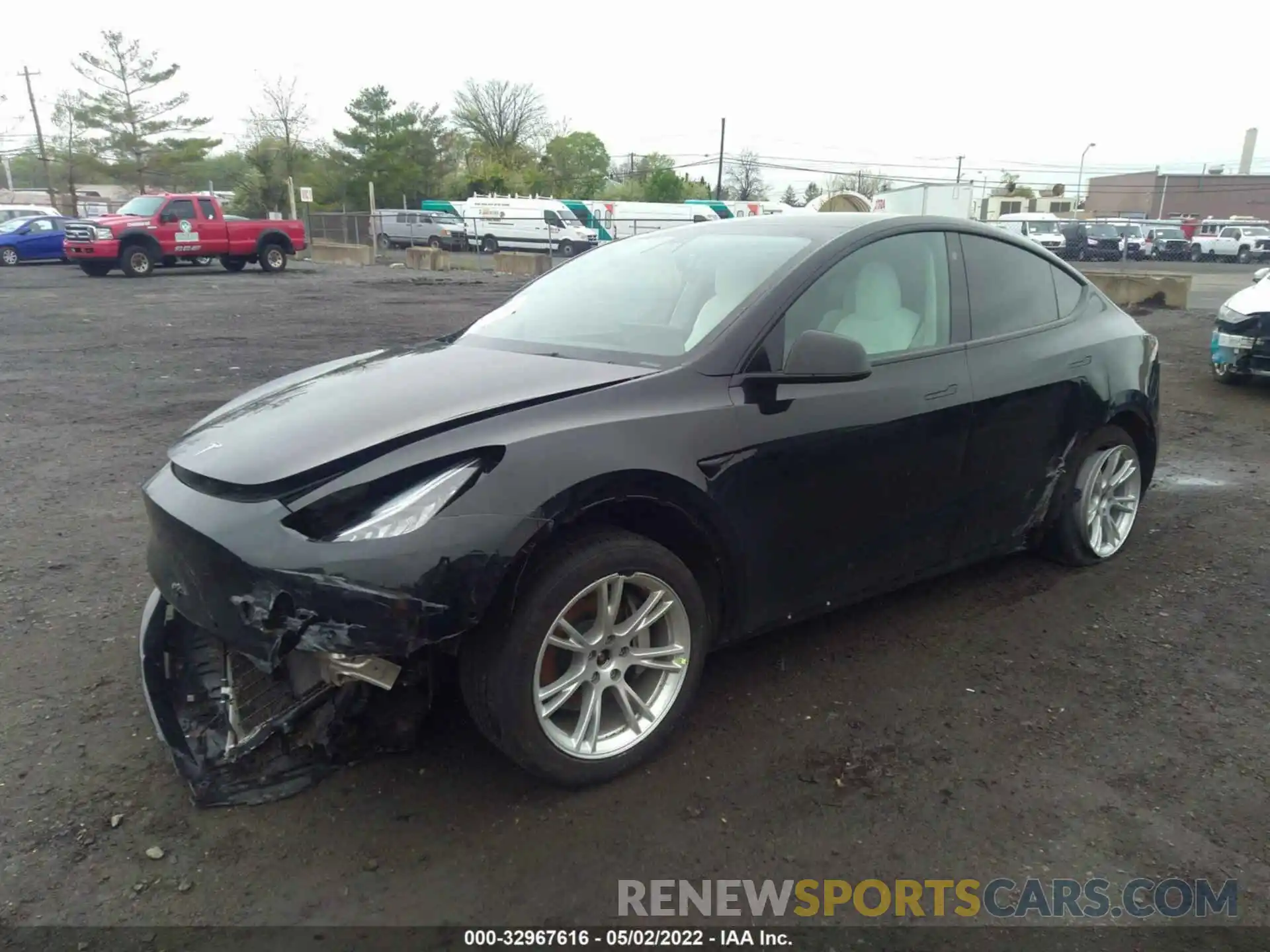 2 Photograph of a damaged car 5YJYGDEE3MF112499 TESLA MODEL Y 2021