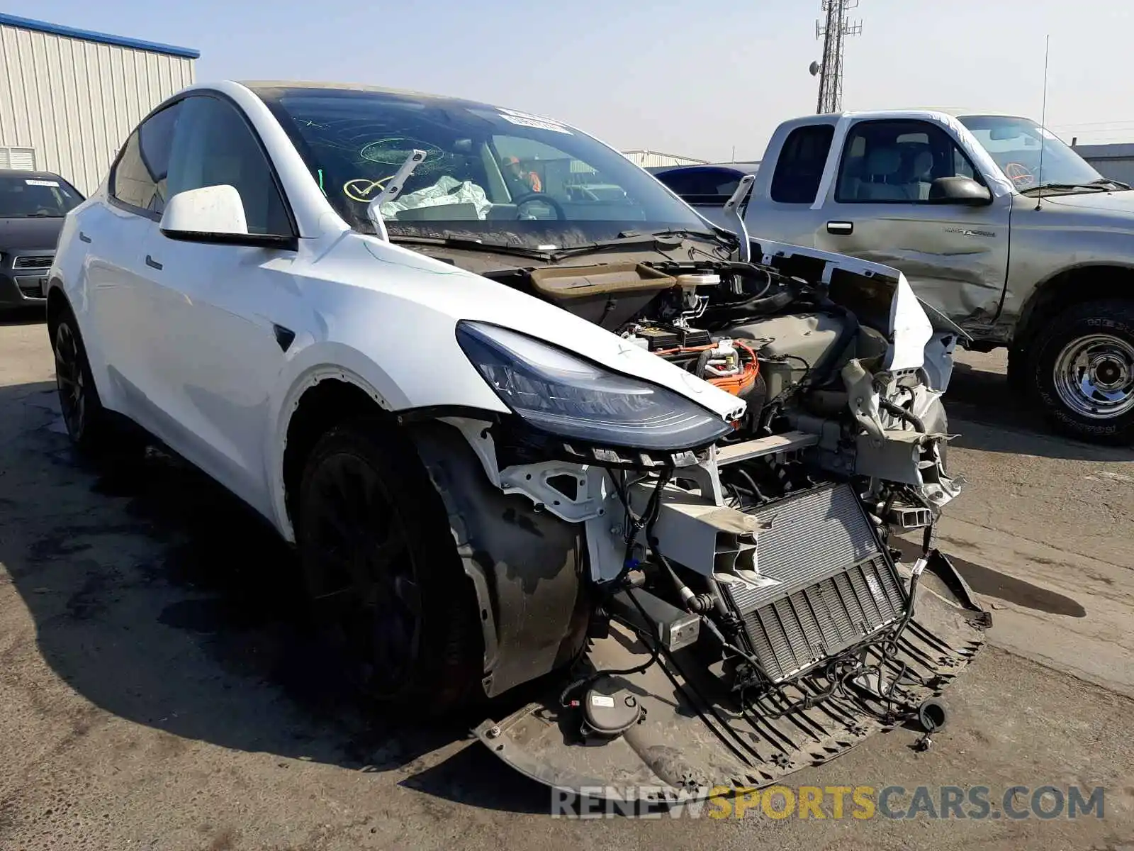 1 Photograph of a damaged car 5YJYGDEE3MF115404 TESLA MODEL Y 2021