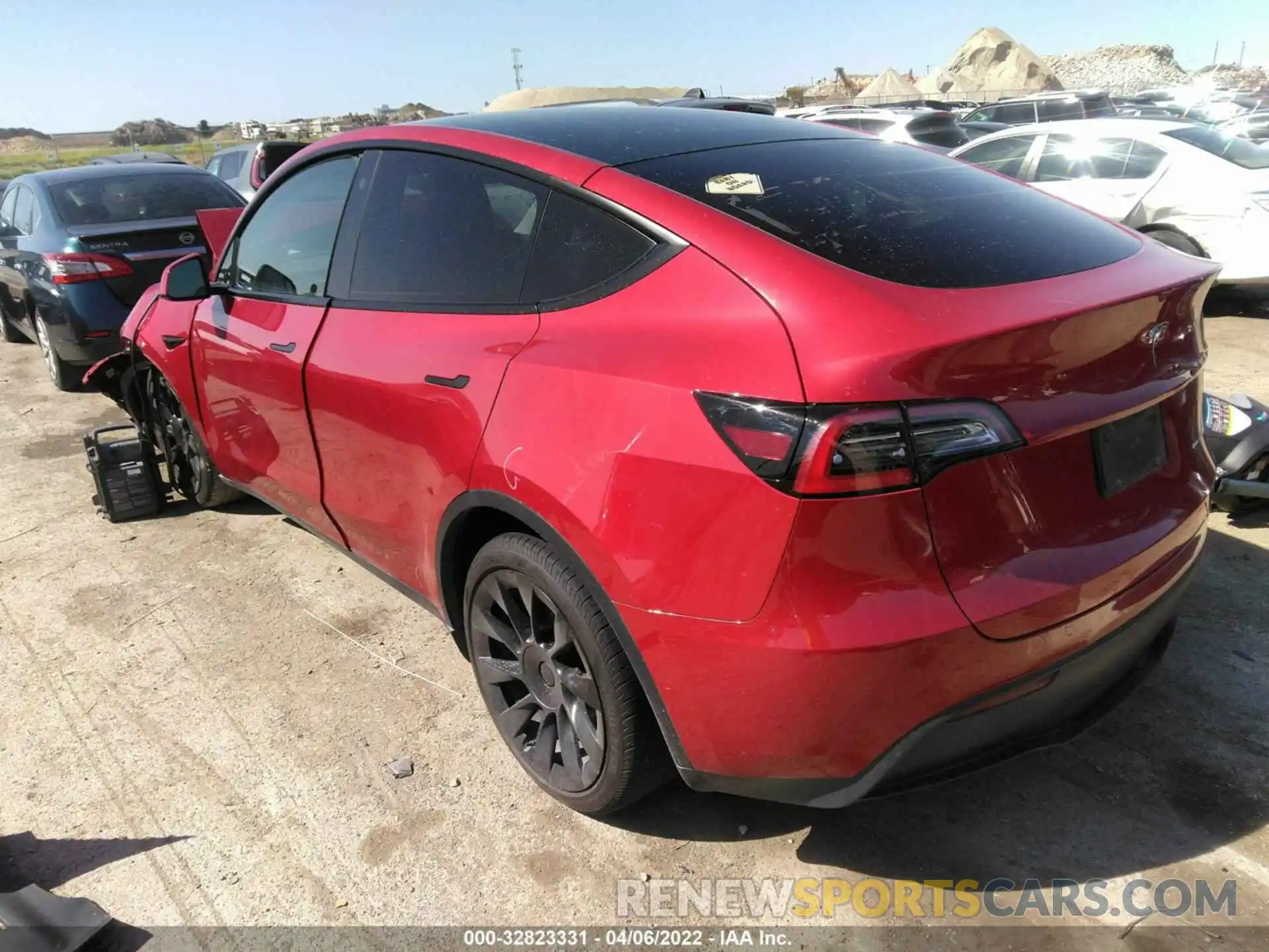 3 Фотография поврежденного автомобиля 5YJYGDEE3MF121011 TESLA MODEL Y 2021