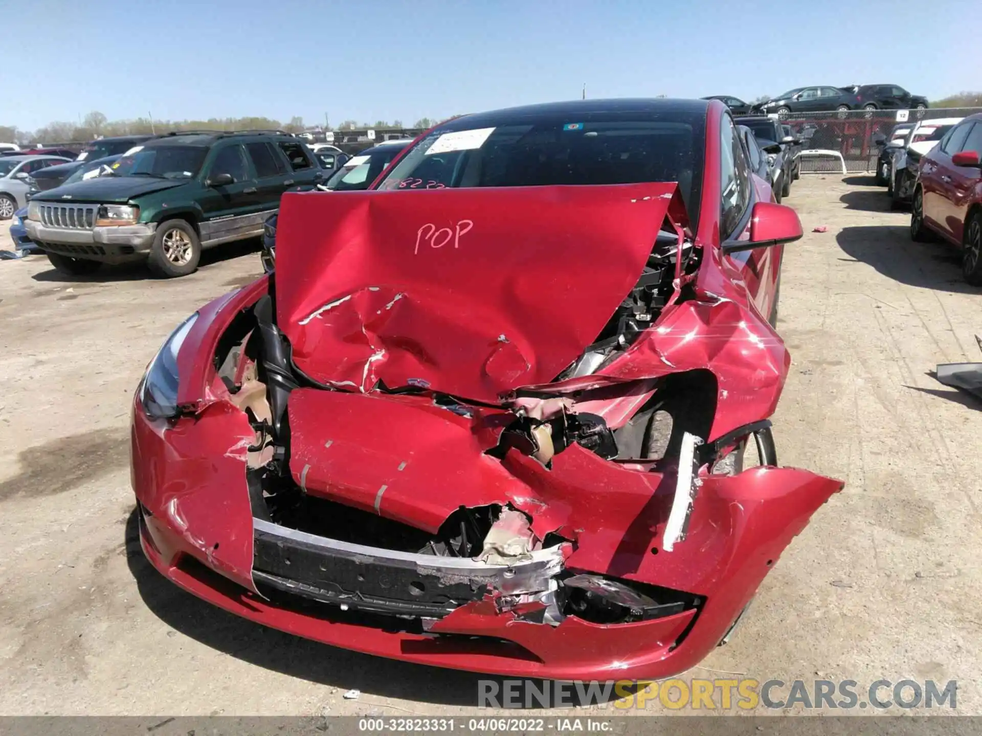 6 Photograph of a damaged car 5YJYGDEE3MF121011 TESLA MODEL Y 2021