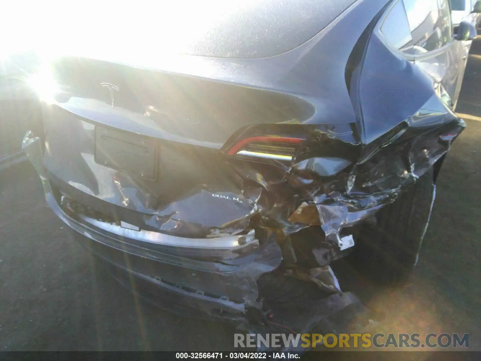 6 Photograph of a damaged car 5YJYGDEE3MF124779 TESLA MODEL Y 2021