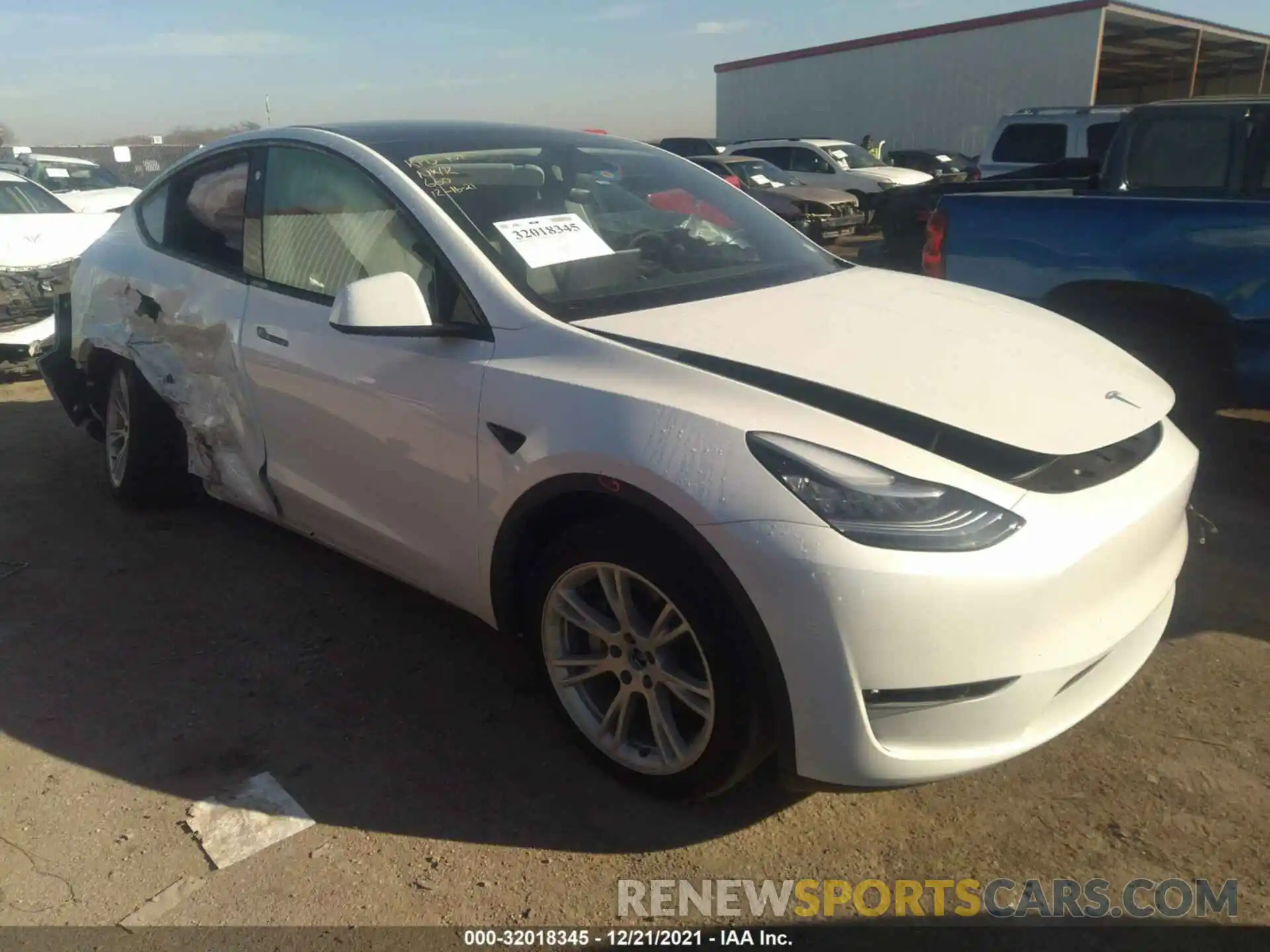 1 Photograph of a damaged car 5YJYGDEE3MF131540 TESLA MODEL Y 2021