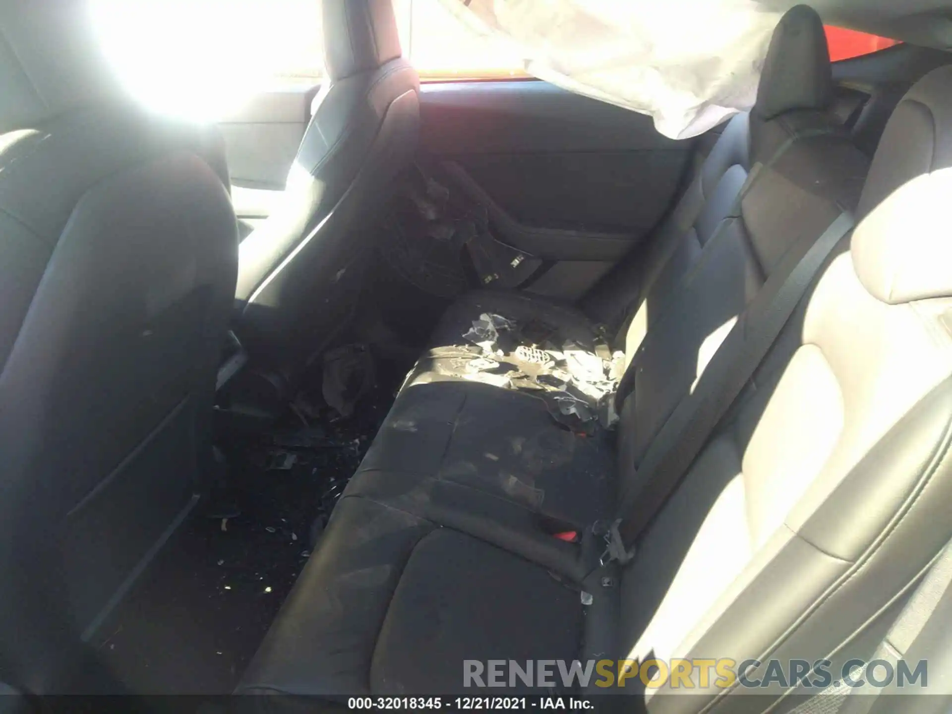 8 Photograph of a damaged car 5YJYGDEE3MF131540 TESLA MODEL Y 2021