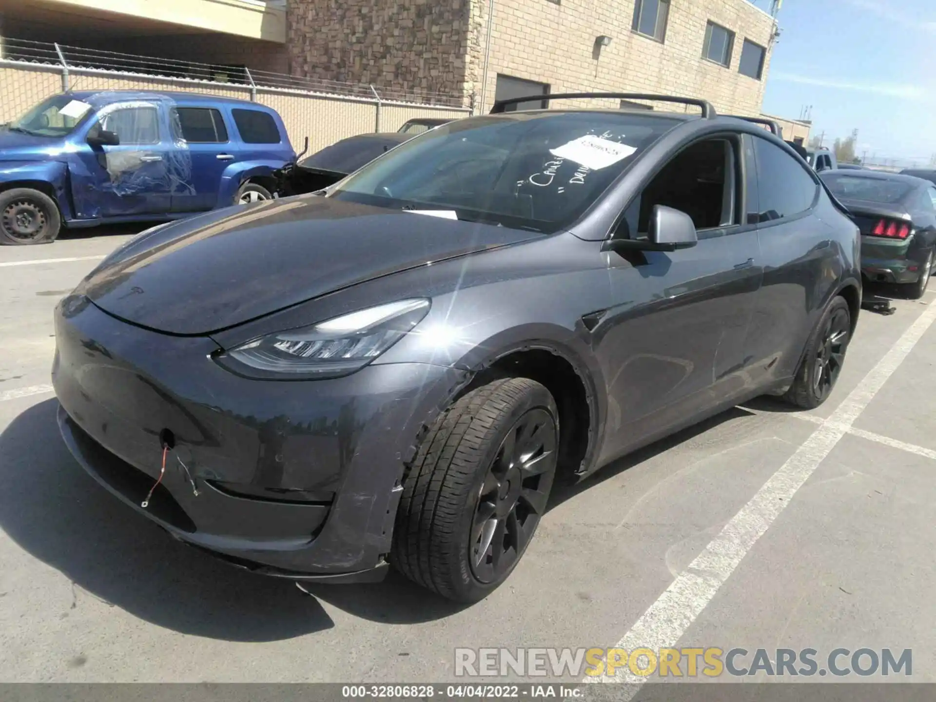 2 Photograph of a damaged car 5YJYGDEE3MF136575 TESLA MODEL Y 2021