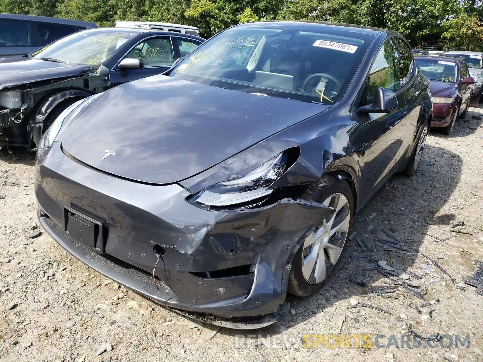 2 Photograph of a damaged car 5YJYGDEE3MF138682 TESLA MODEL Y 2021