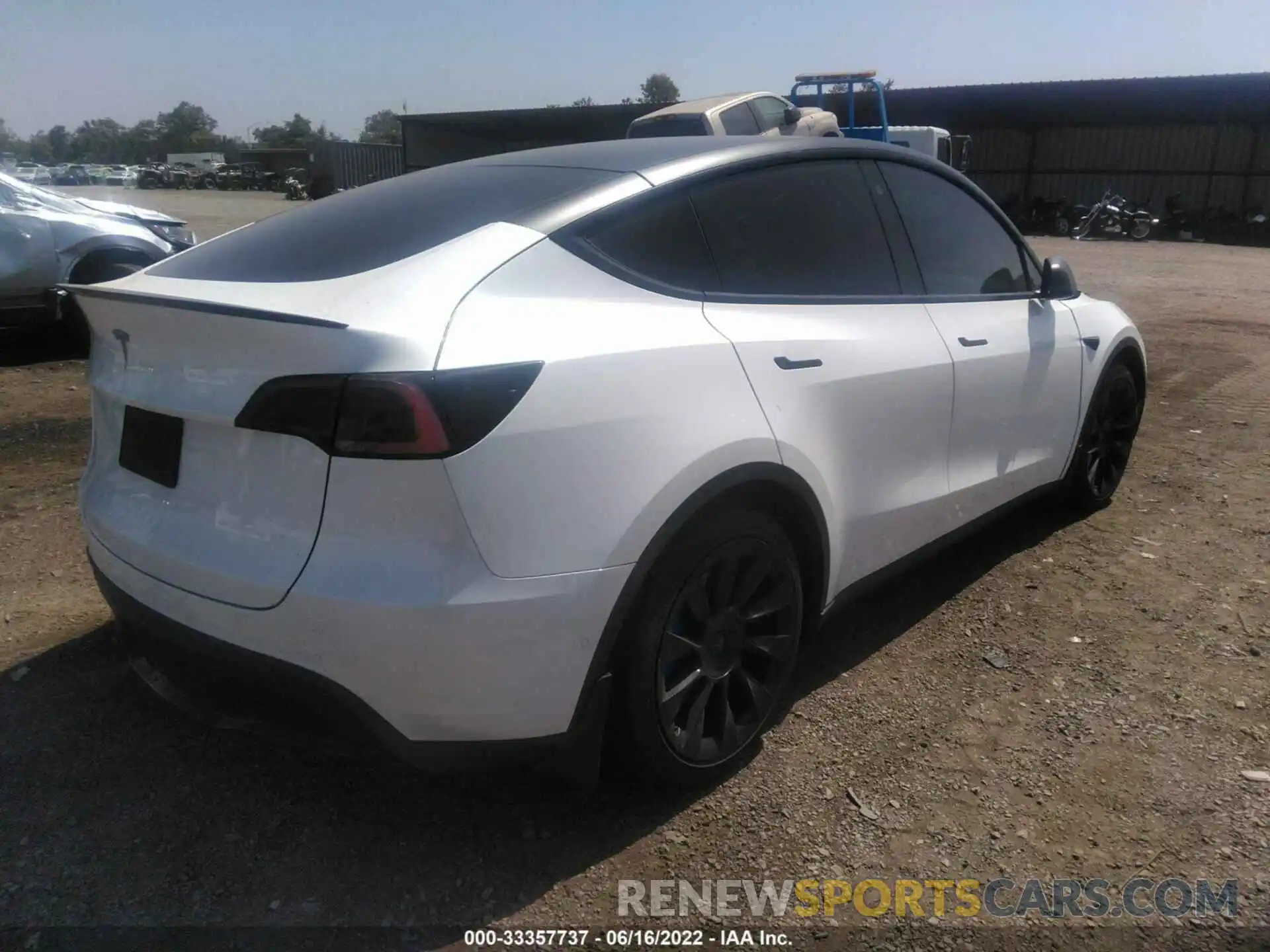 4 Фотография поврежденного автомобиля 5YJYGDEE3MF139802 TESLA MODEL Y 2021