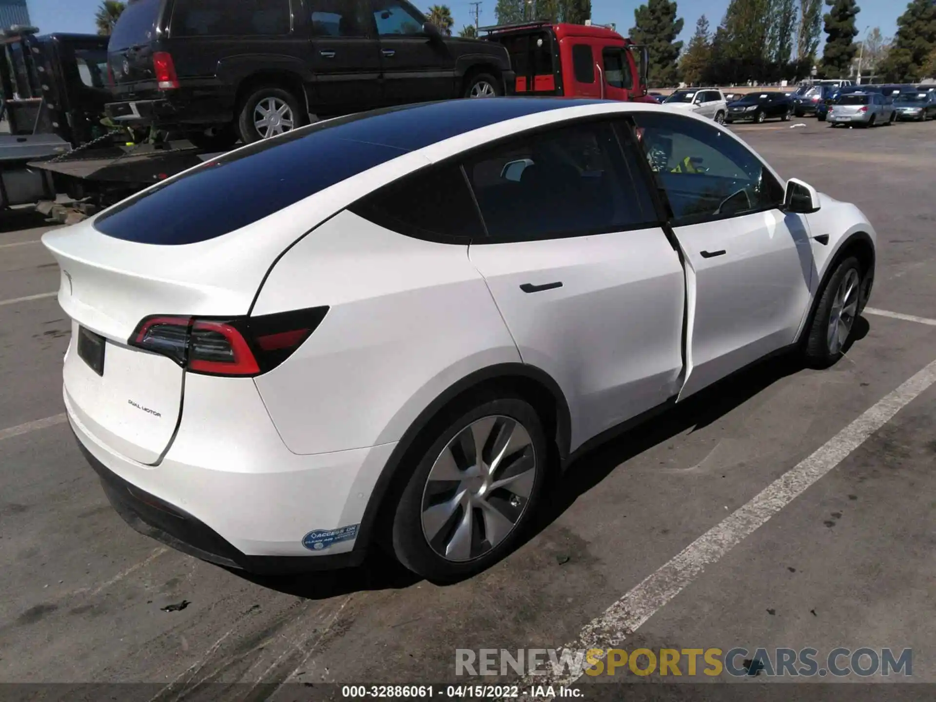 4 Фотография поврежденного автомобиля 5YJYGDEE3MF145583 TESLA MODEL Y 2021