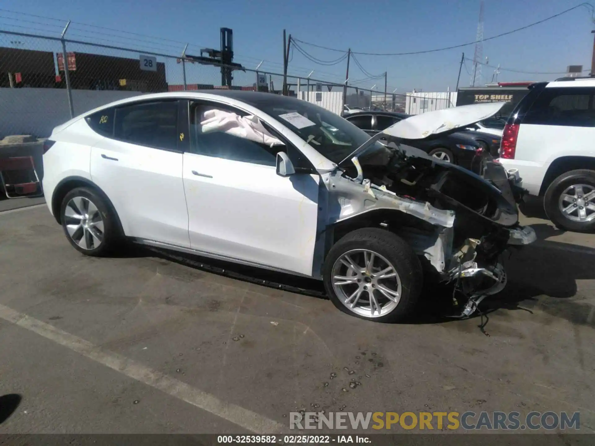 1 Photograph of a damaged car 5YJYGDEE3MF145793 TESLA MODEL Y 2021