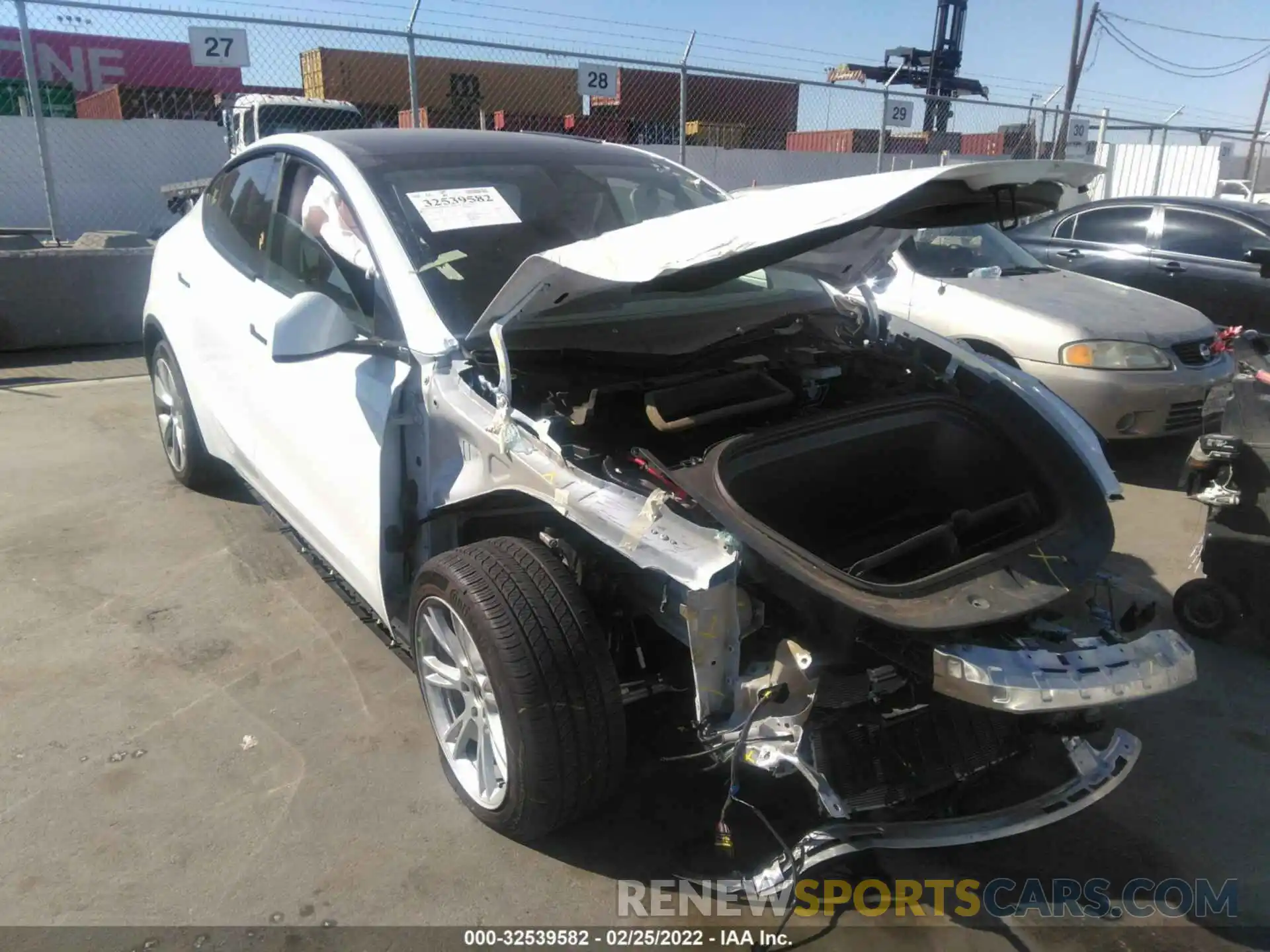 6 Photograph of a damaged car 5YJYGDEE3MF145793 TESLA MODEL Y 2021