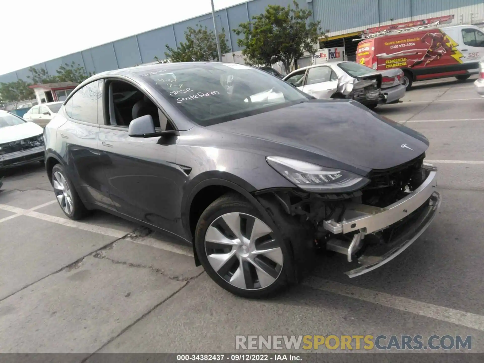 1 Фотография поврежденного автомобиля 5YJYGDEE3MF146328 TESLA MODEL Y 2021