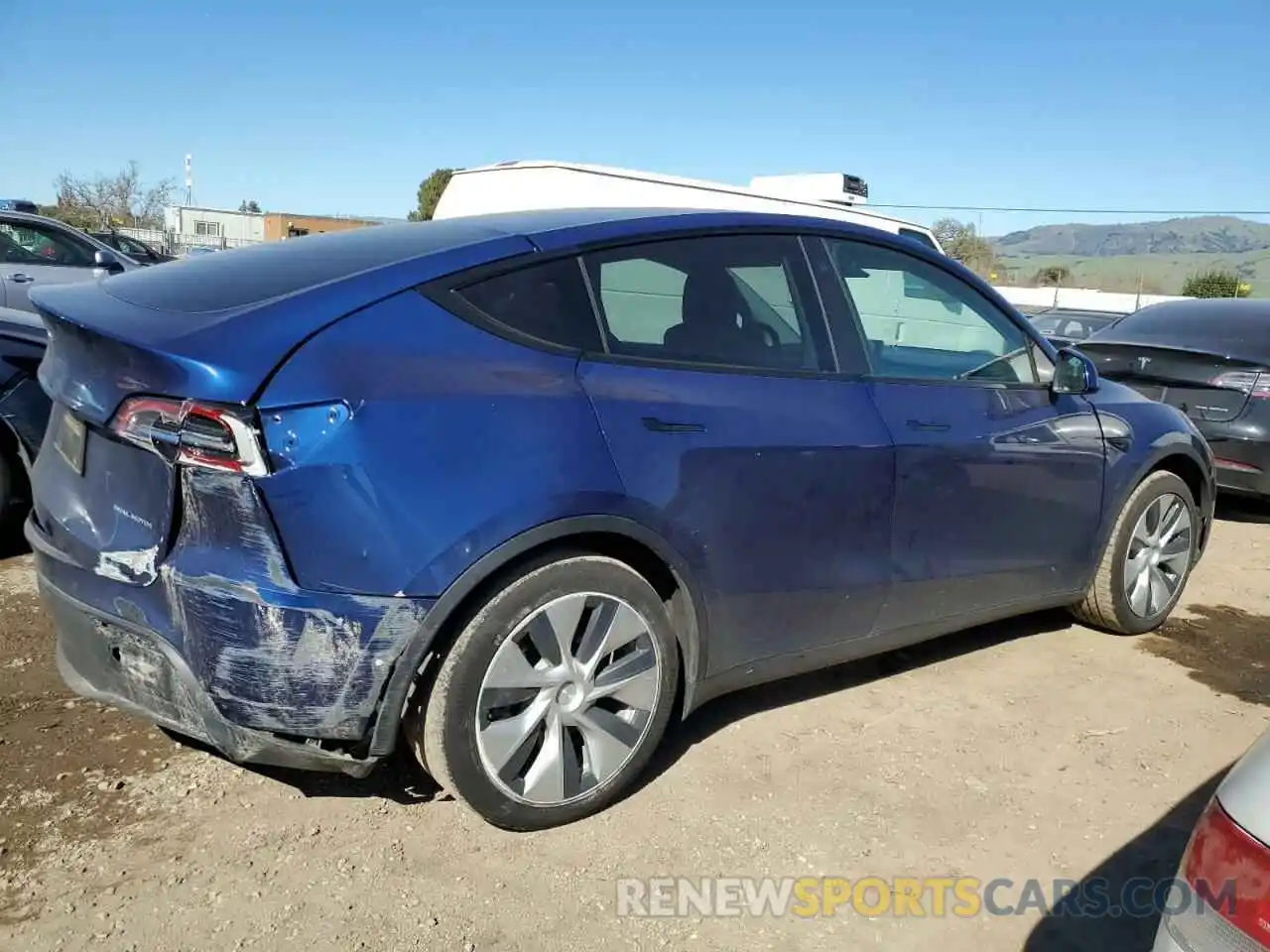 3 Photograph of a damaged car 5YJYGDEE3MF149472 TESLA MODEL Y 2021