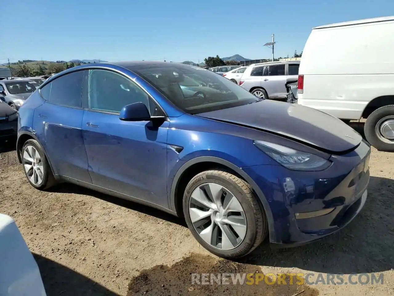 4 Photograph of a damaged car 5YJYGDEE3MF149472 TESLA MODEL Y 2021