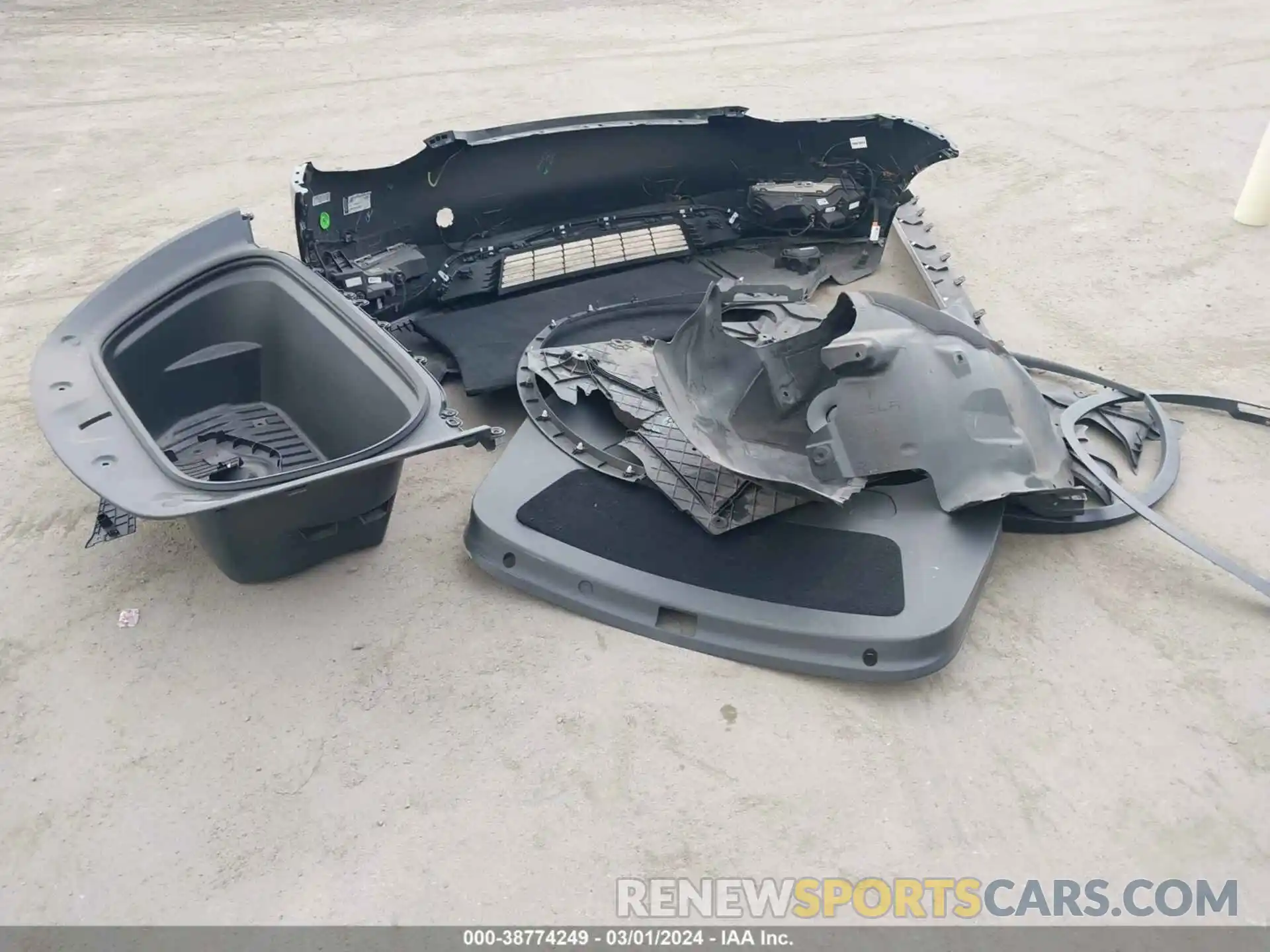 11 Photograph of a damaged car 5YJYGDEE3MF152887 TESLA MODEL Y 2021