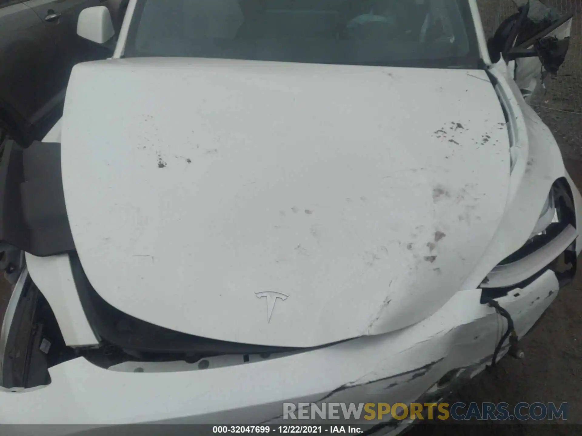 10 Photograph of a damaged car 5YJYGDEE3MF182259 TESLA MODEL Y 2021