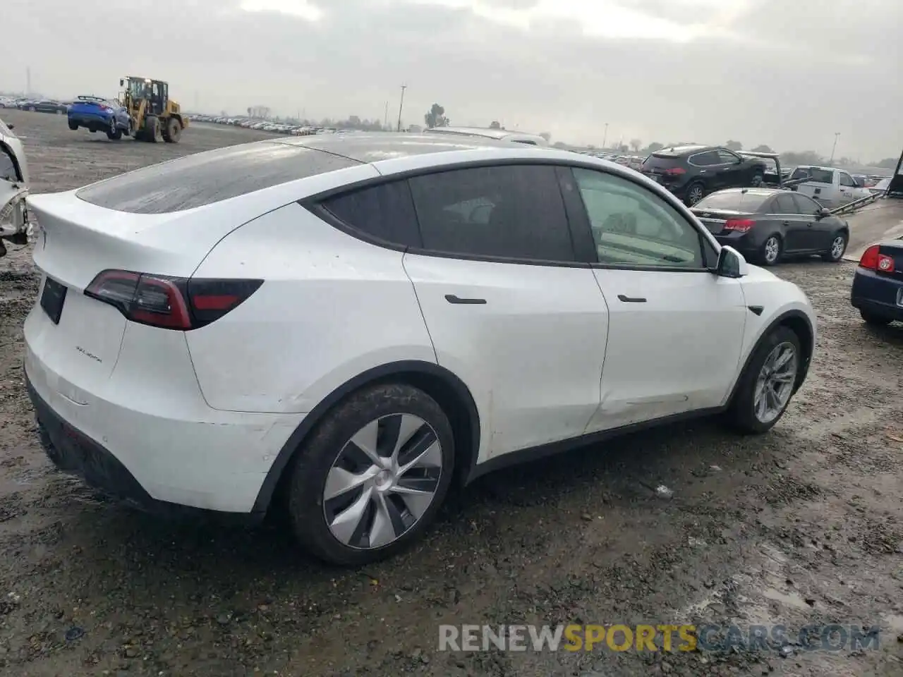 3 Photograph of a damaged car 5YJYGDEE3MF191415 TESLA MODEL Y 2021