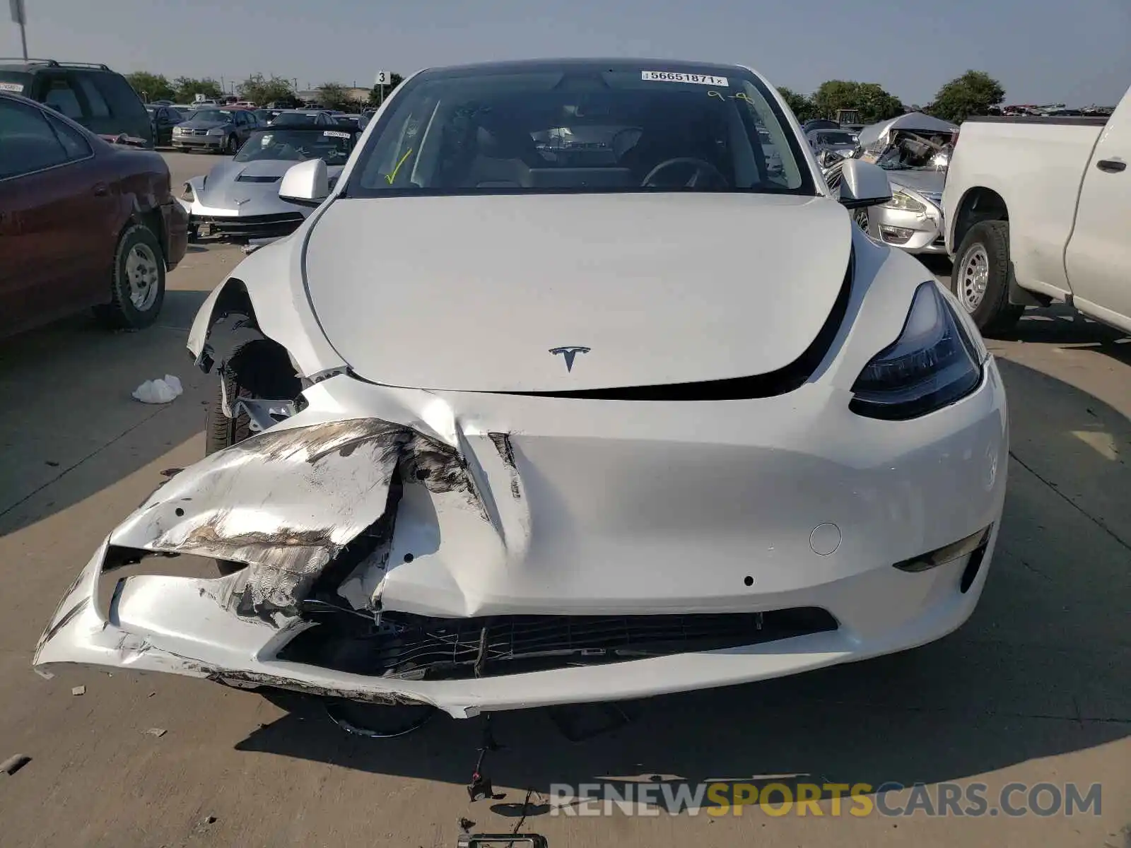 9 Photograph of a damaged car 5YJYGDEE3MF193357 TESLA MODEL Y 2021