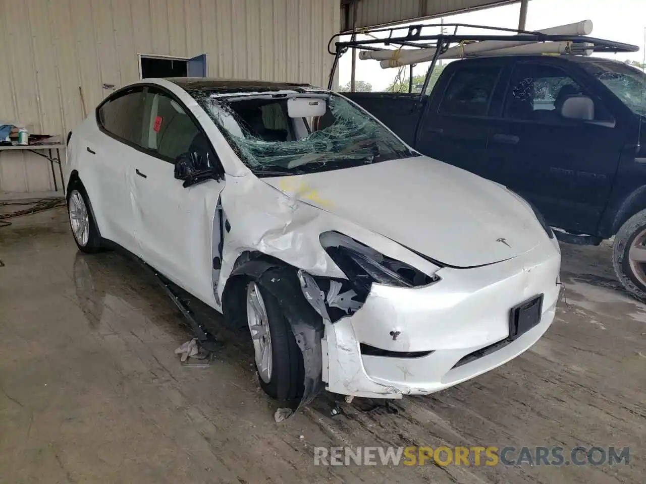 1 Photograph of a damaged car 5YJYGDEE3MF208276 TESLA MODEL Y 2021