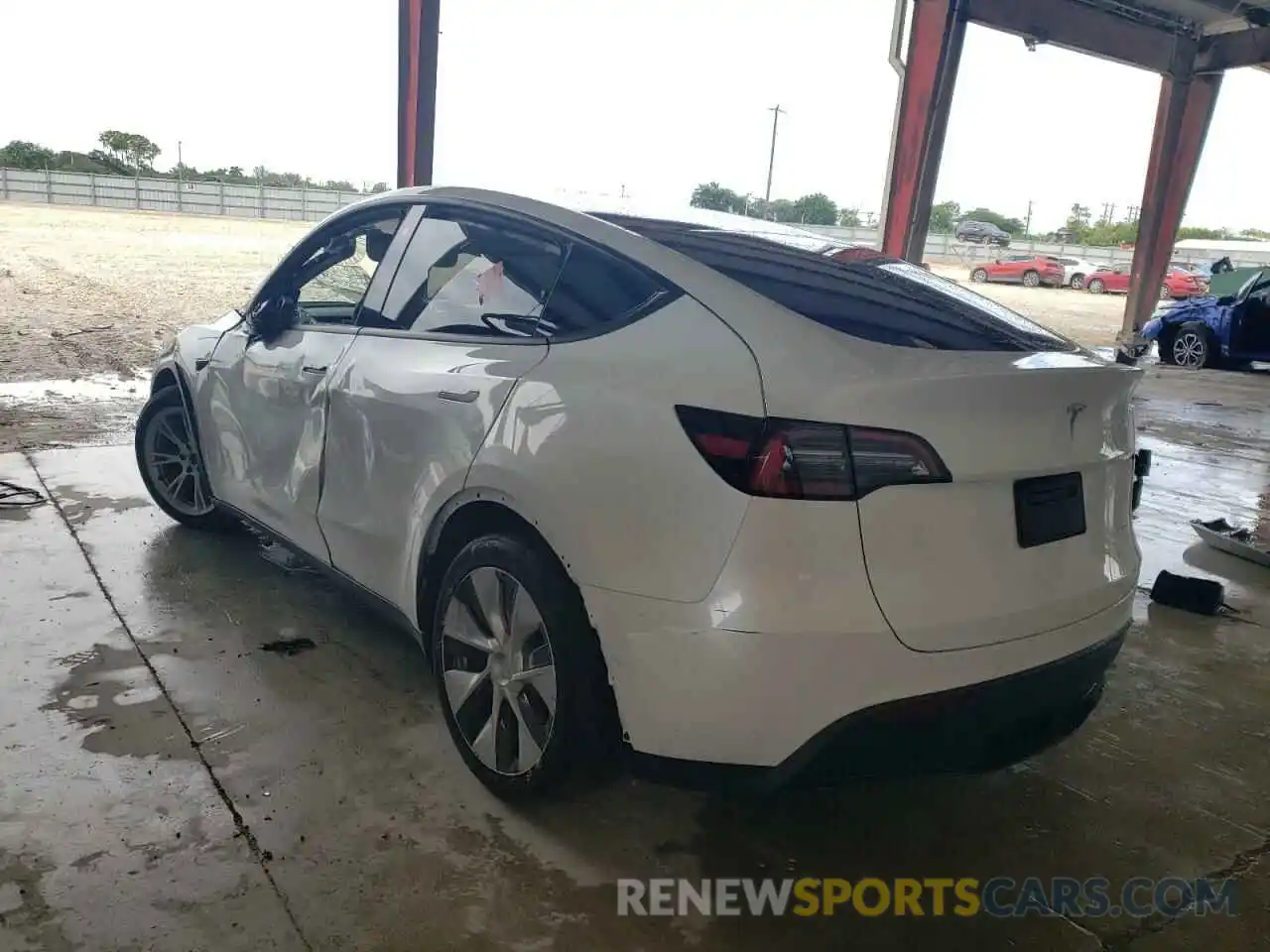 3 Photograph of a damaged car 5YJYGDEE3MF208276 TESLA MODEL Y 2021