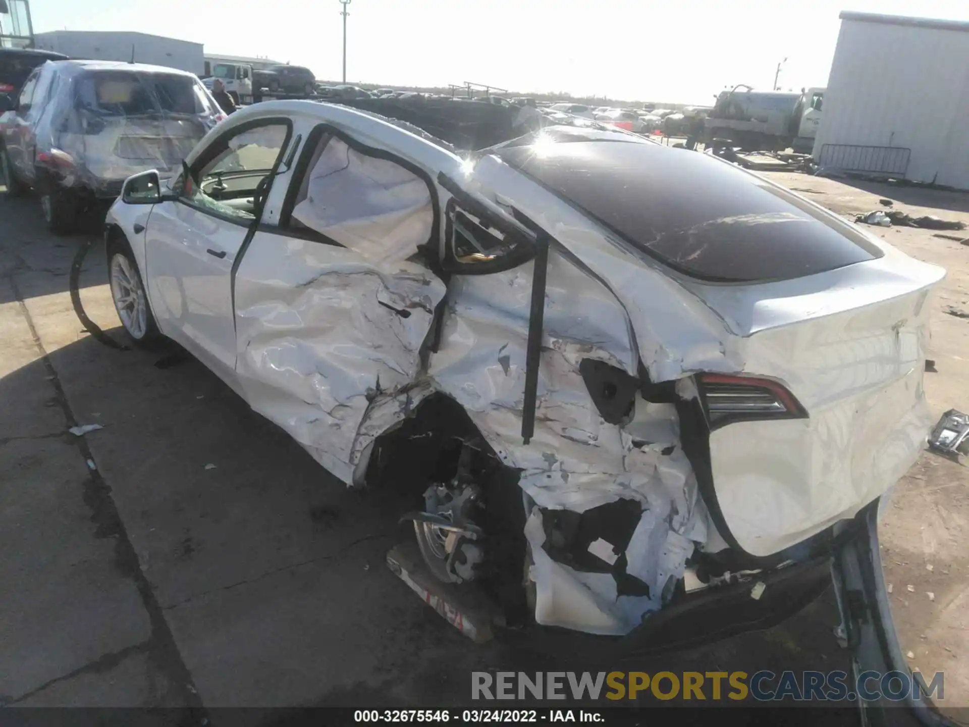 6 Photograph of a damaged car 5YJYGDEE3MF210206 TESLA MODEL Y 2021