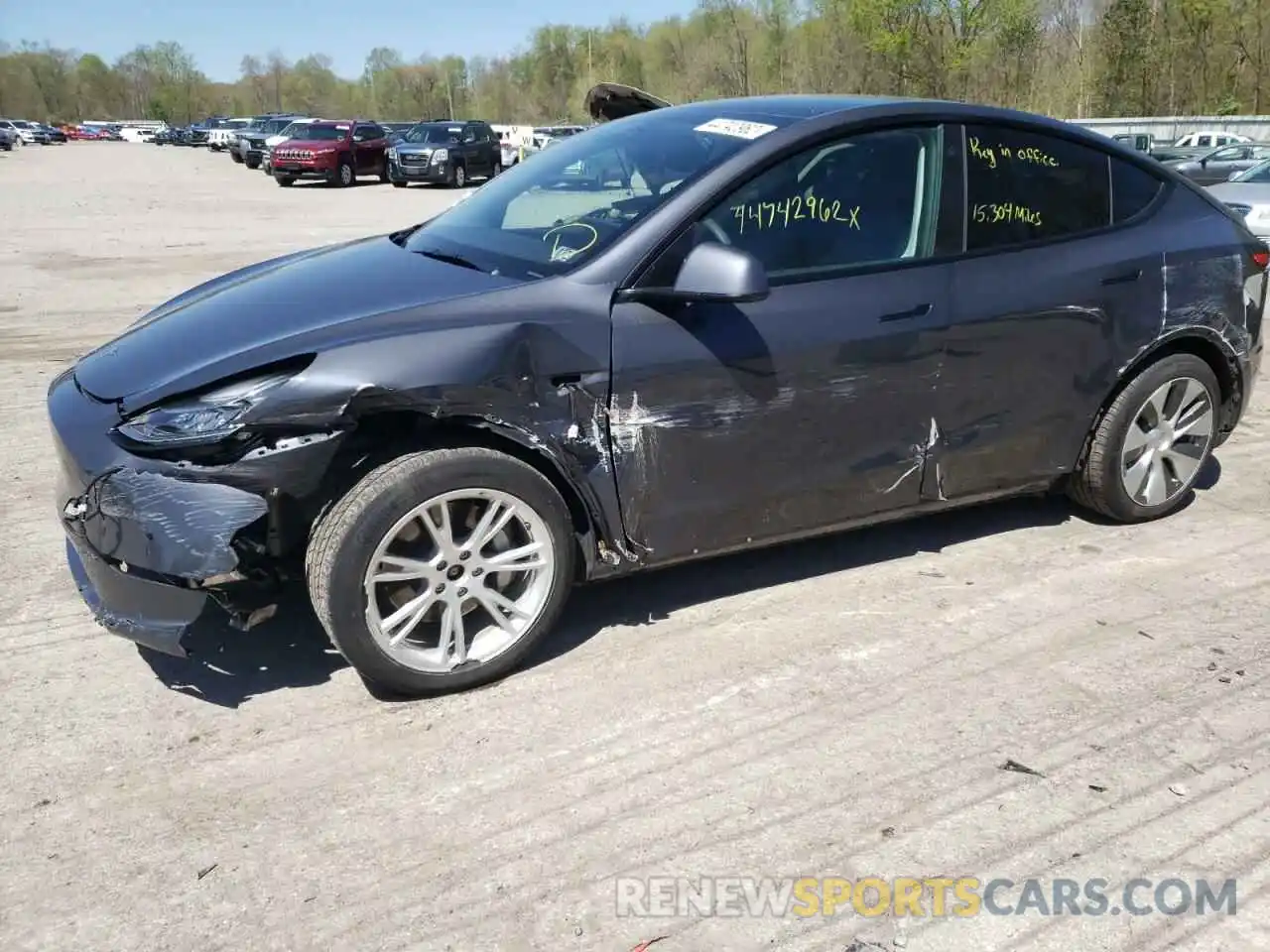 9 Photograph of a damaged car 5YJYGDEE3MF241035 TESLA MODEL Y 2021