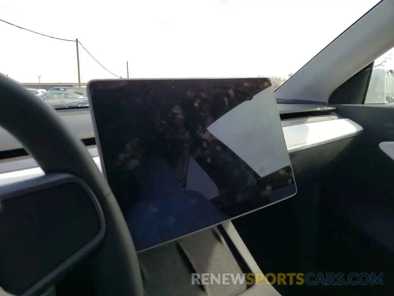 8 Photograph of a damaged car 5YJYGDEE3MF243187 TESLA MODEL Y 2021