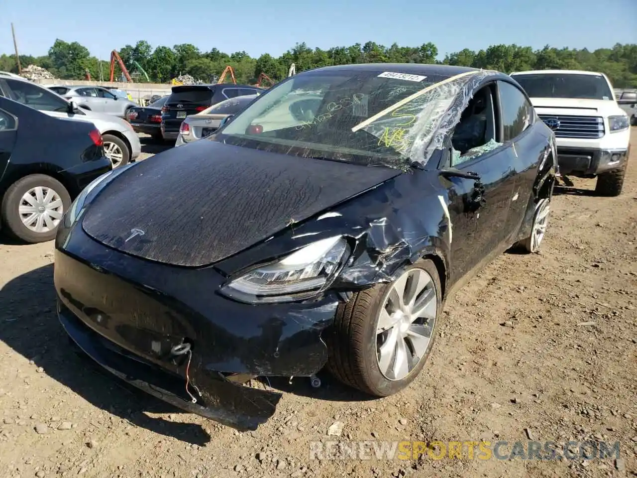 2 Photograph of a damaged car 5YJYGDEE3MF244016 TESLA MODEL Y 2021