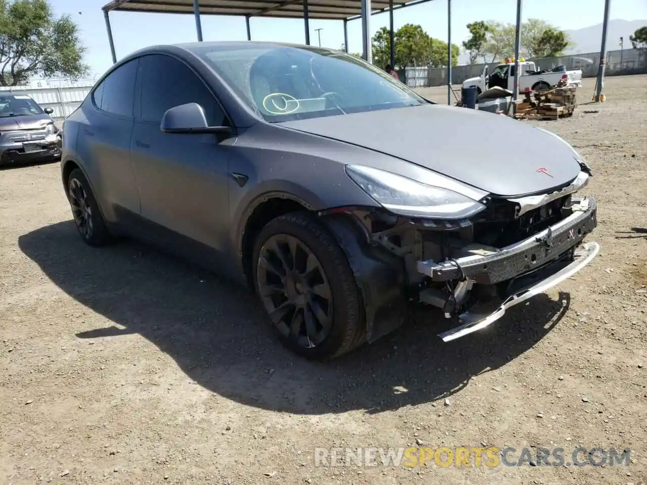 1 Photograph of a damaged car 5YJYGDEE3MF246963 TESLA MODEL Y 2021