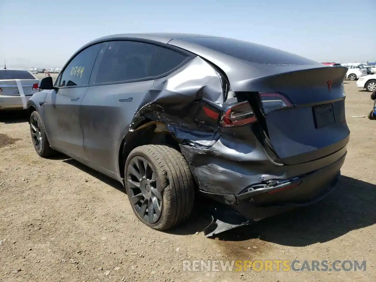 3 Photograph of a damaged car 5YJYGDEE3MF246963 TESLA MODEL Y 2021