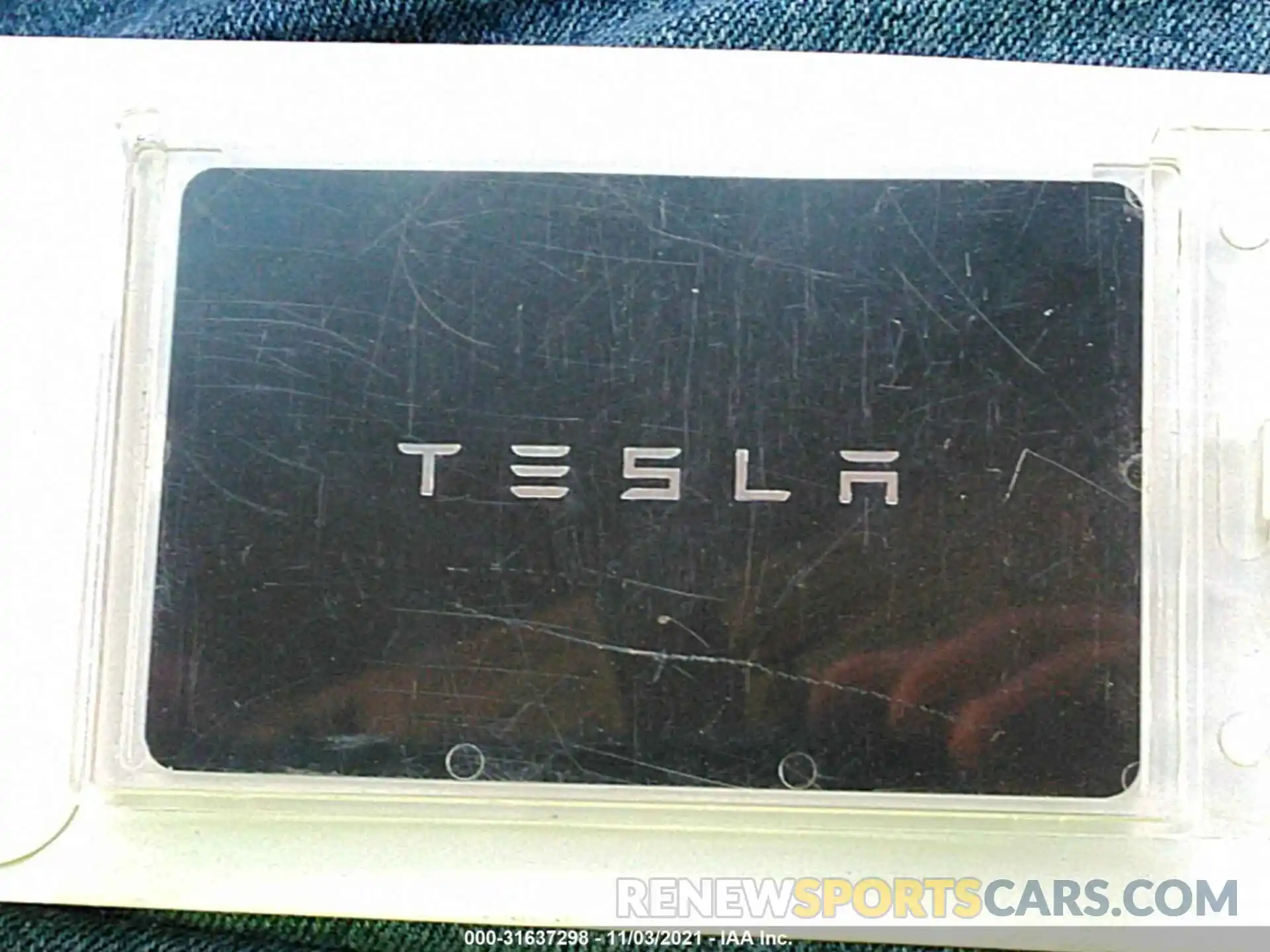 11 Photograph of a damaged car 5YJYGDEE3MF251855 TESLA MODEL Y 2021