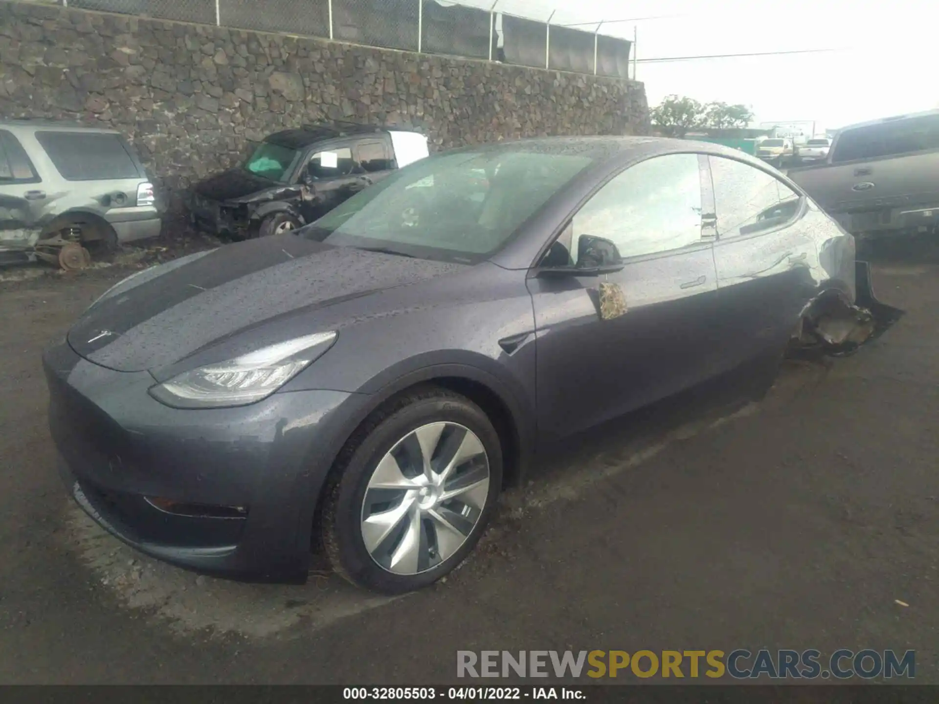 2 Photograph of a damaged car 5YJYGDEE3MF260166 TESLA MODEL Y 2021