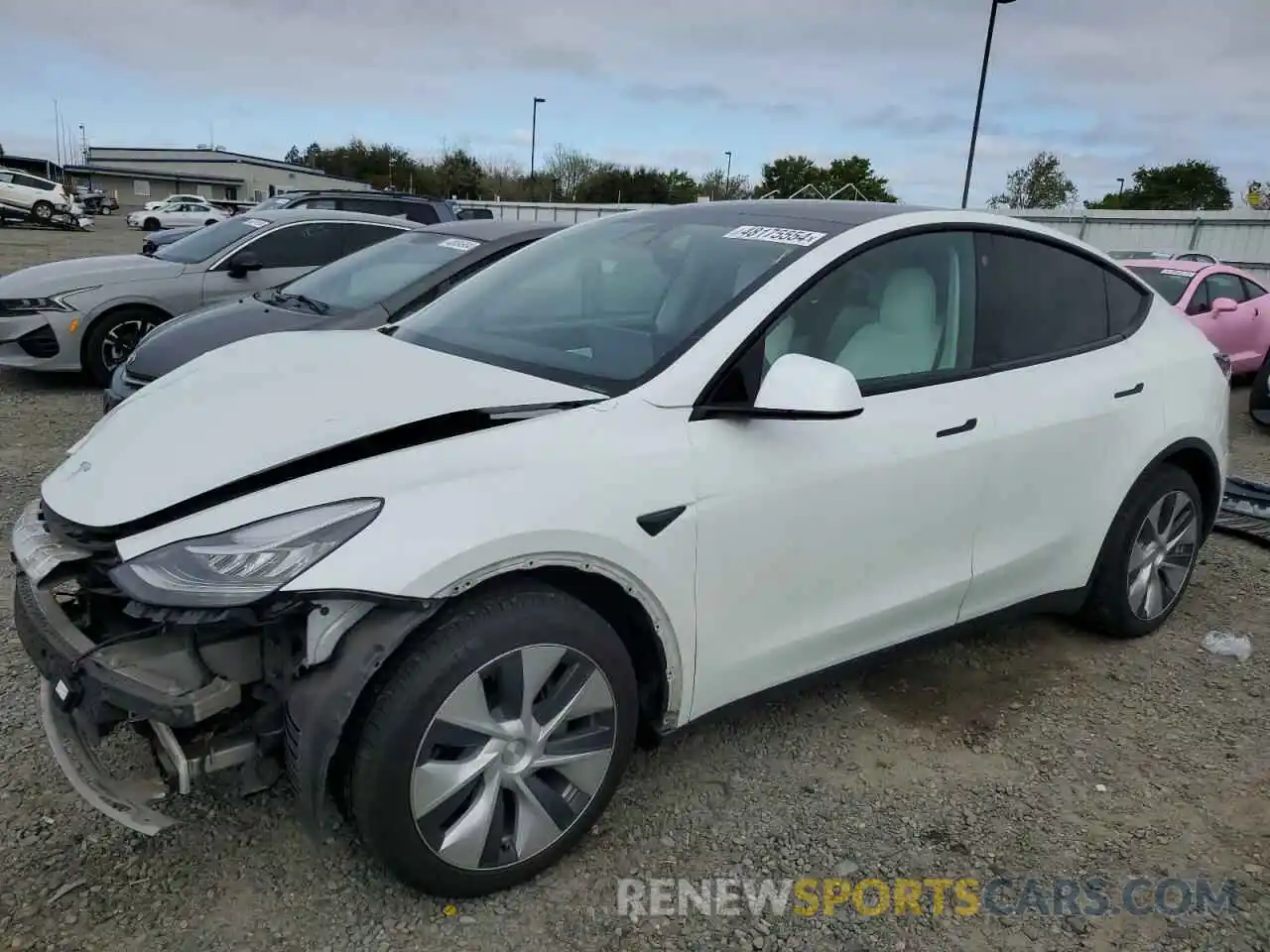 1 Photograph of a damaged car 5YJYGDEE3MF276075 TESLA MODEL Y 2021