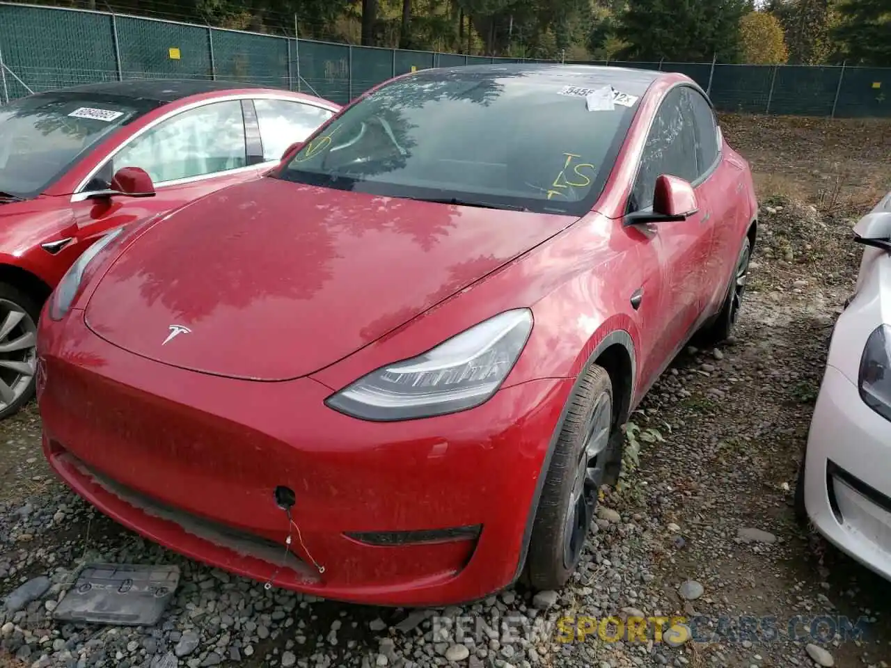 2 Photograph of a damaged car 5YJYGDEE3MF297847 TESLA MODEL Y 2021