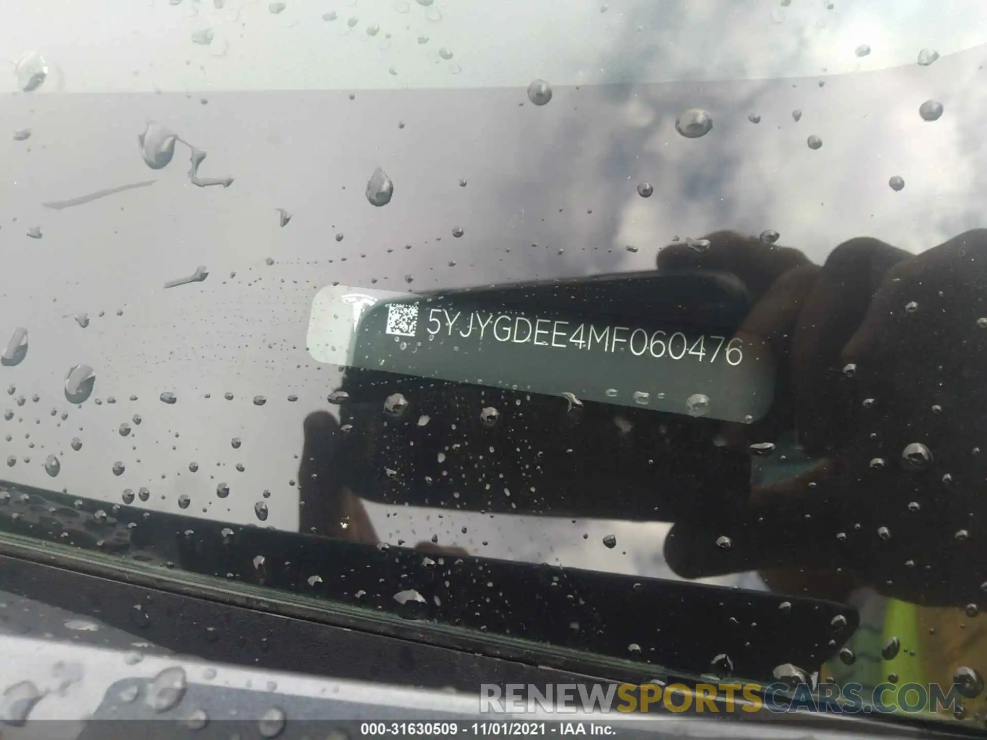 9 Photograph of a damaged car 5YJYGDEE4MF060476 TESLA MODEL Y 2021