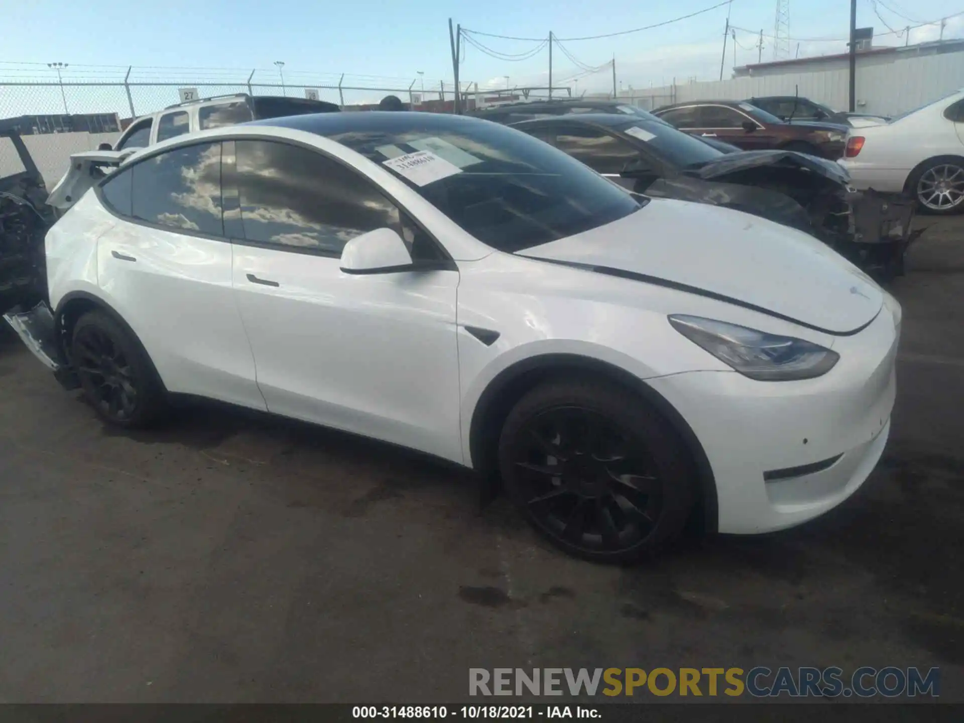 1 Photograph of a damaged car 5YJYGDEE4MF061966 TESLA MODEL Y 2021